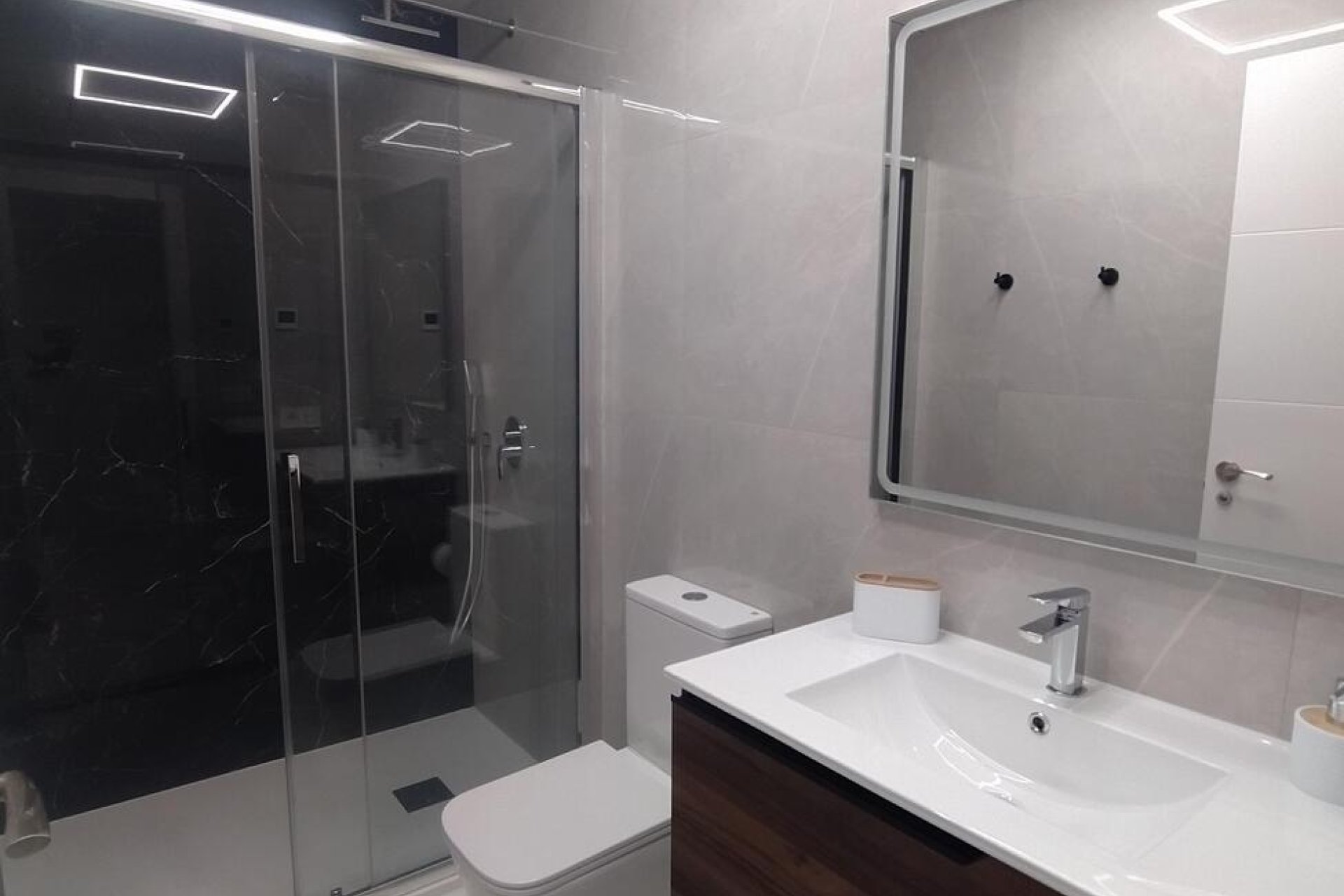 Segunda mano - Apartamento -
Torrevieja - Playa del Cura