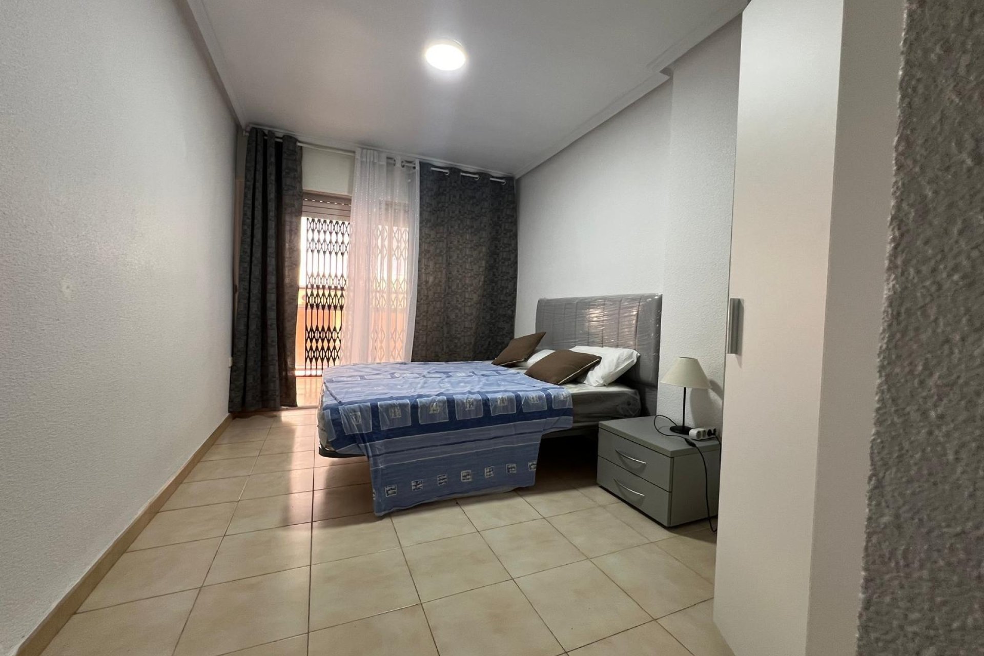 Segunda mano - Apartamento -
Torrevieja - Playa del Cura