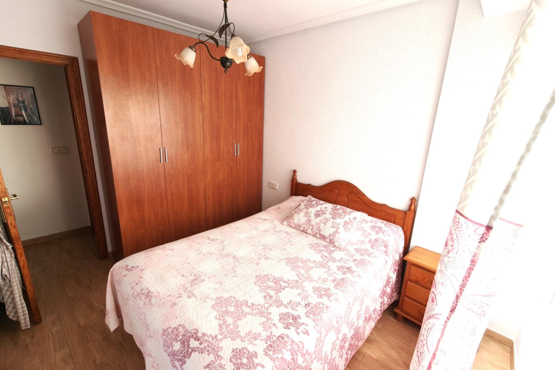 Segunda mano - Apartamento -
Torrevieja - Playa del Cura