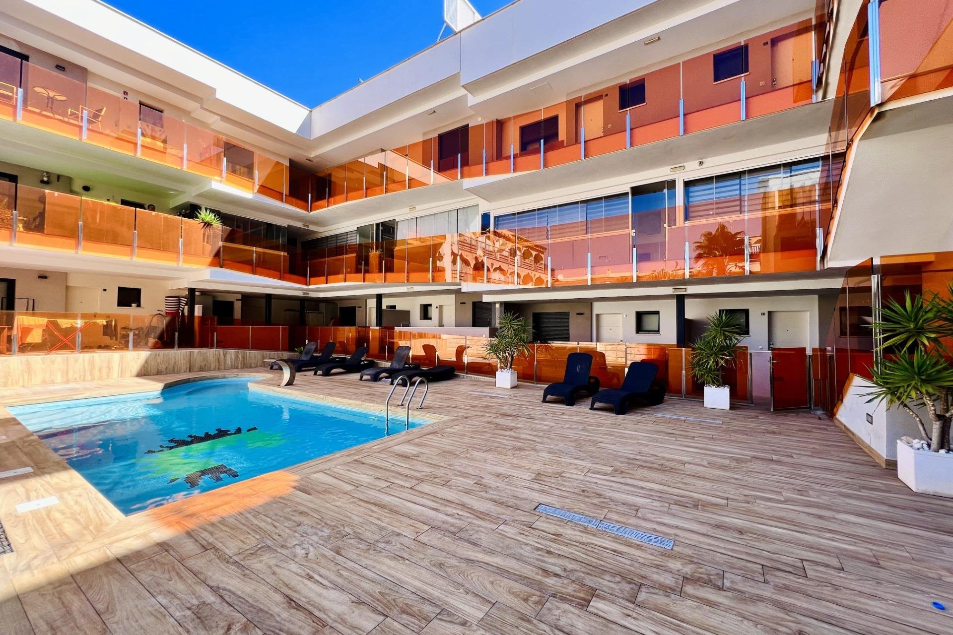 Segunda mano - Apartamento -
Torrevieja - Playa del Cura