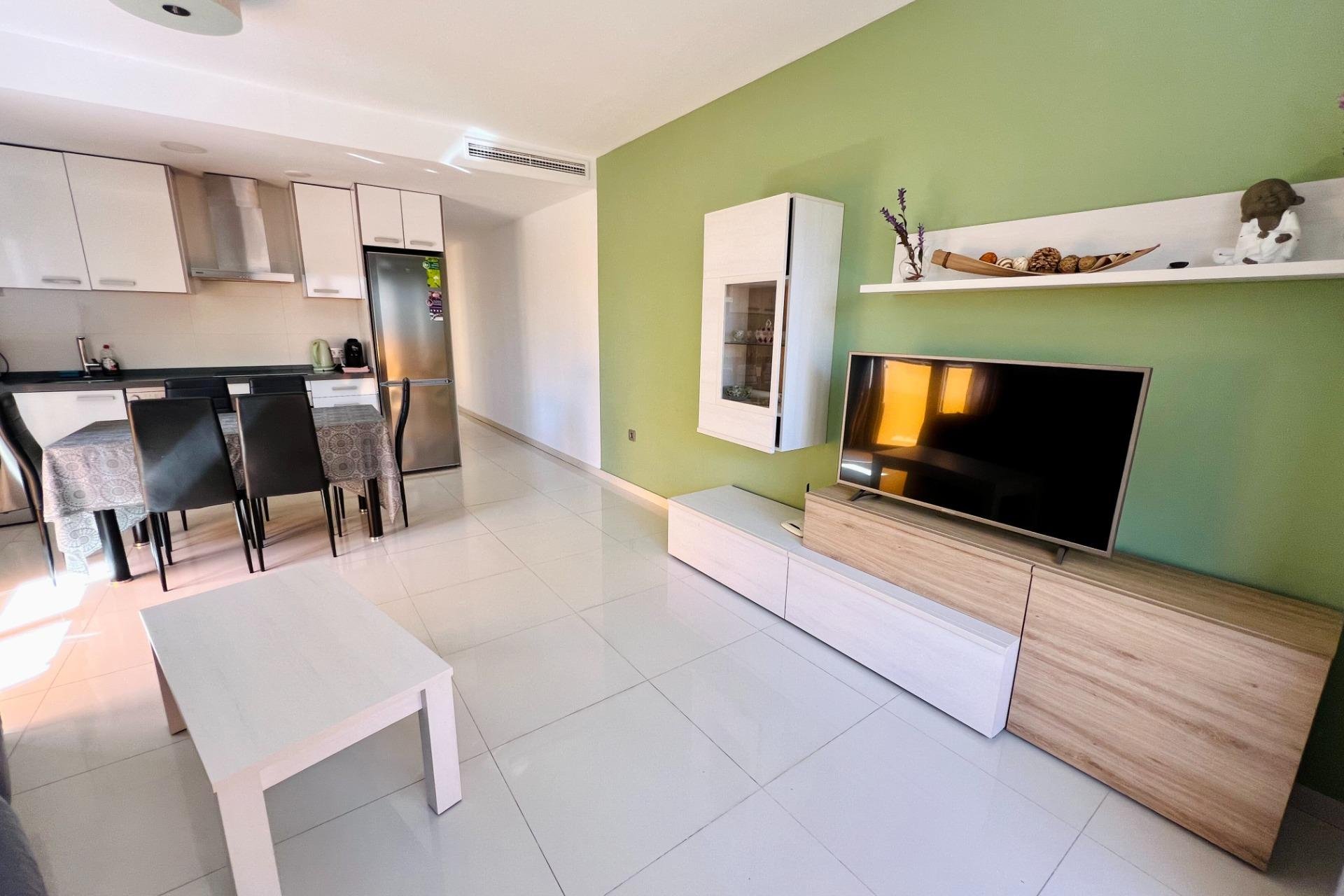 Segunda mano - Apartamento -
Torrevieja - Playa del Cura