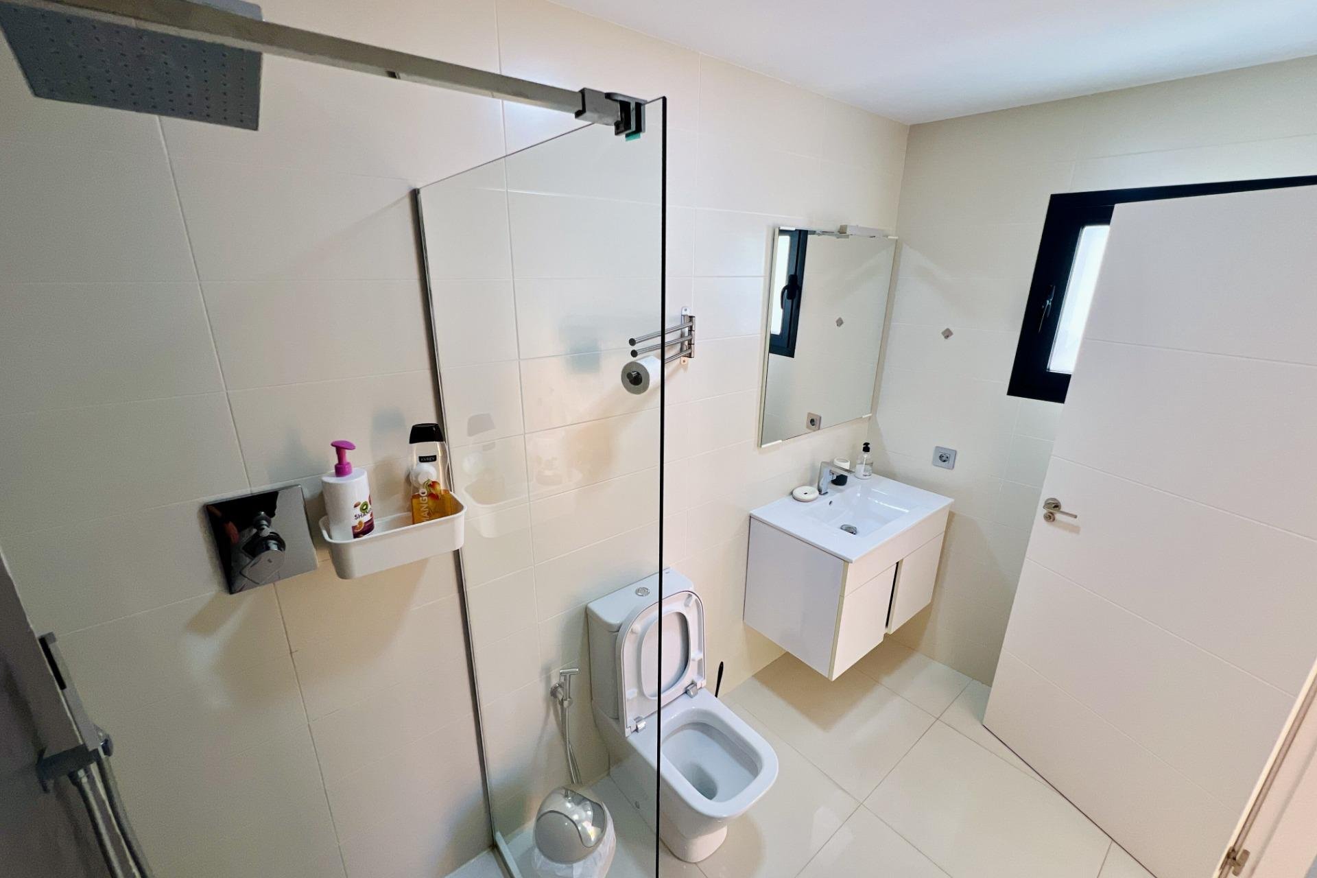 Segunda mano - Apartamento -
Torrevieja - Playa del Cura