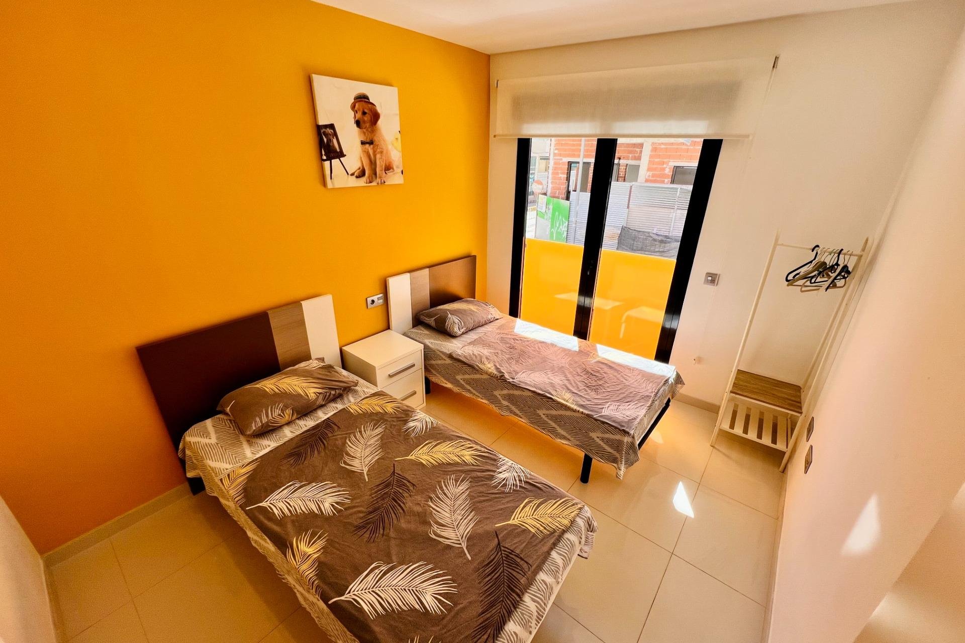 Segunda mano - Apartamento -
Torrevieja - Playa del Cura