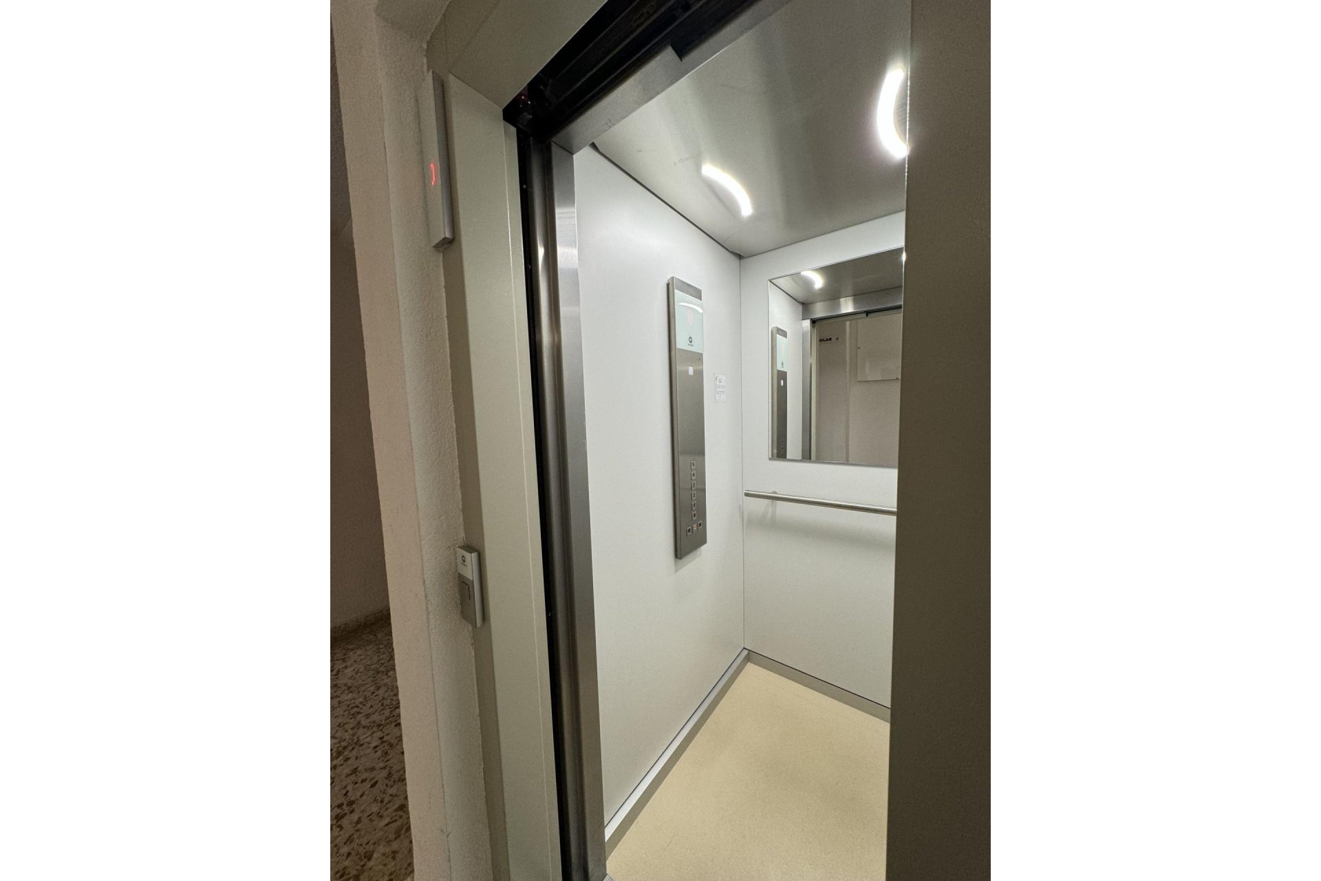 Segunda mano - Apartamento -
Torrevieja - Playa del Cura