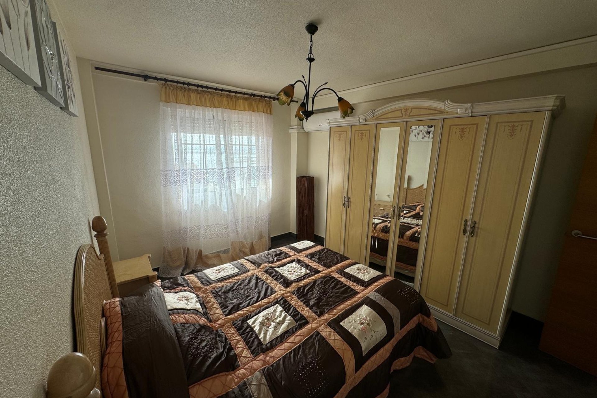Segunda mano - Apartamento -
Torrevieja - Playa del Cura