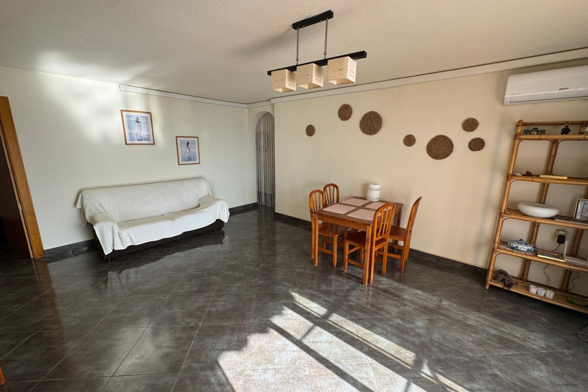 Segunda mano - Apartamento -
Torrevieja - Playa del Cura