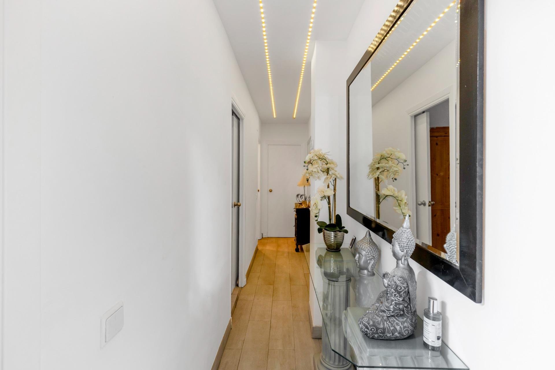 Segunda mano - Apartamento -
Torrevieja - Playa del Cura