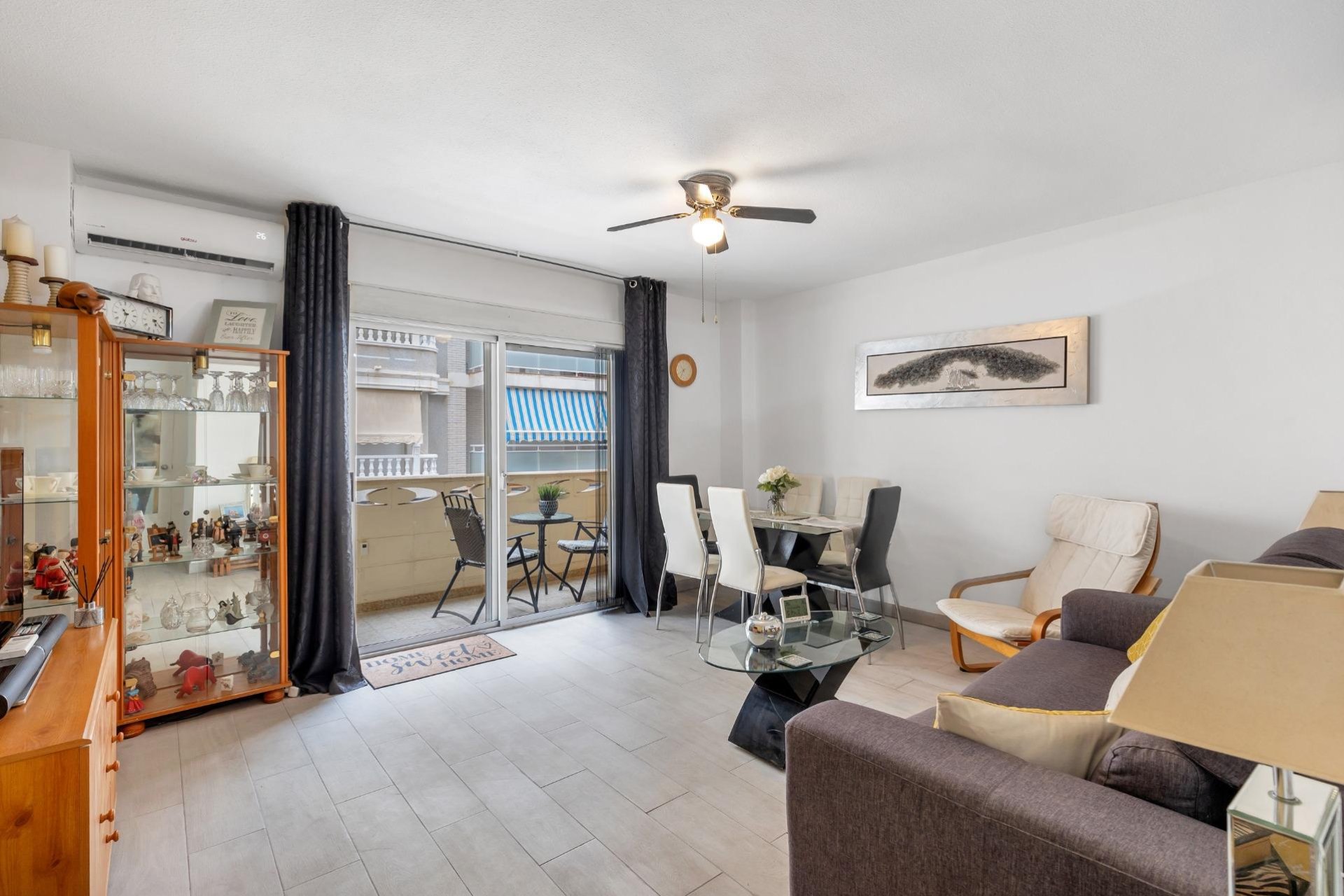 Segunda mano - Apartamento -
Torrevieja - Playa del Cura