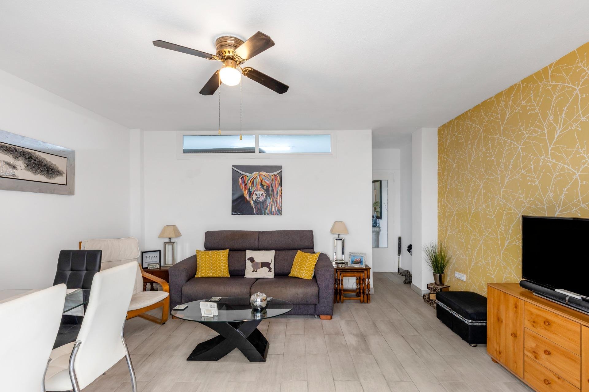 Segunda mano - Apartamento -
Torrevieja - Playa del Cura