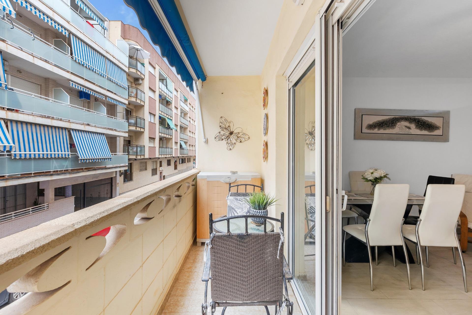 Segunda mano - Apartamento -
Torrevieja - Playa del Cura