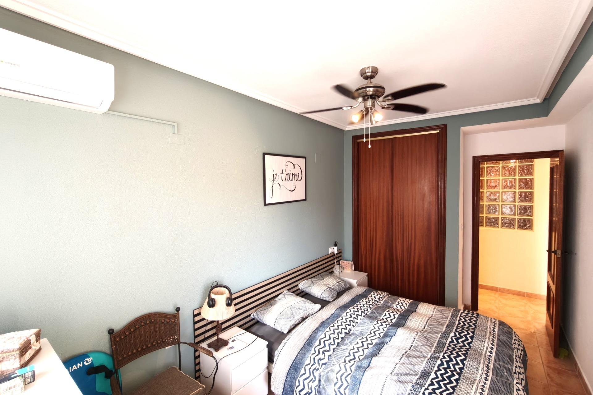 Segunda mano - Apartamento -
Torrevieja - Playa del Cura