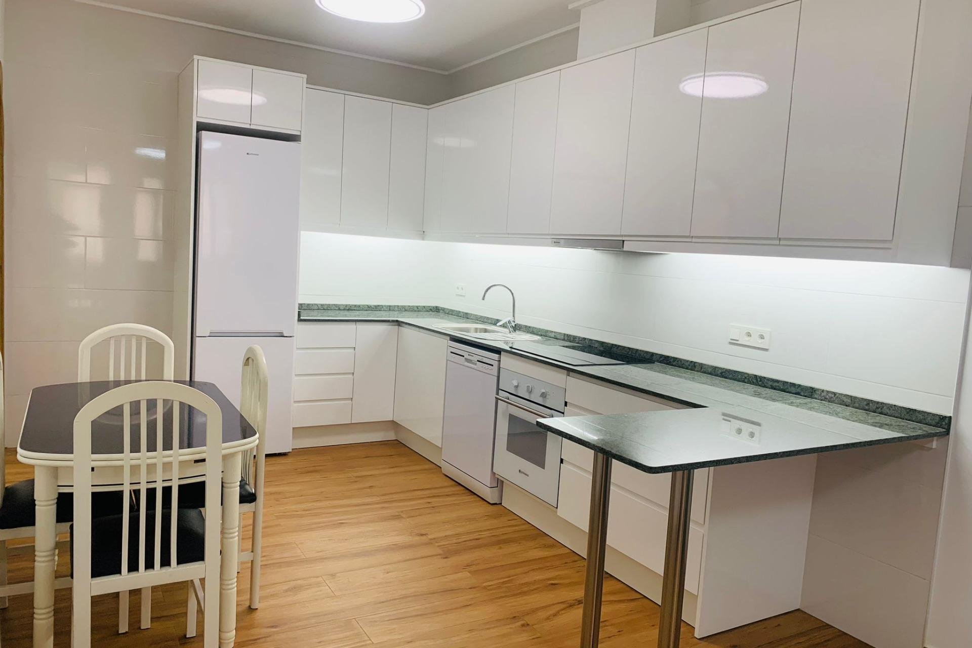 Segunda mano - Apartamento -
Torrevieja - Playa del Cura