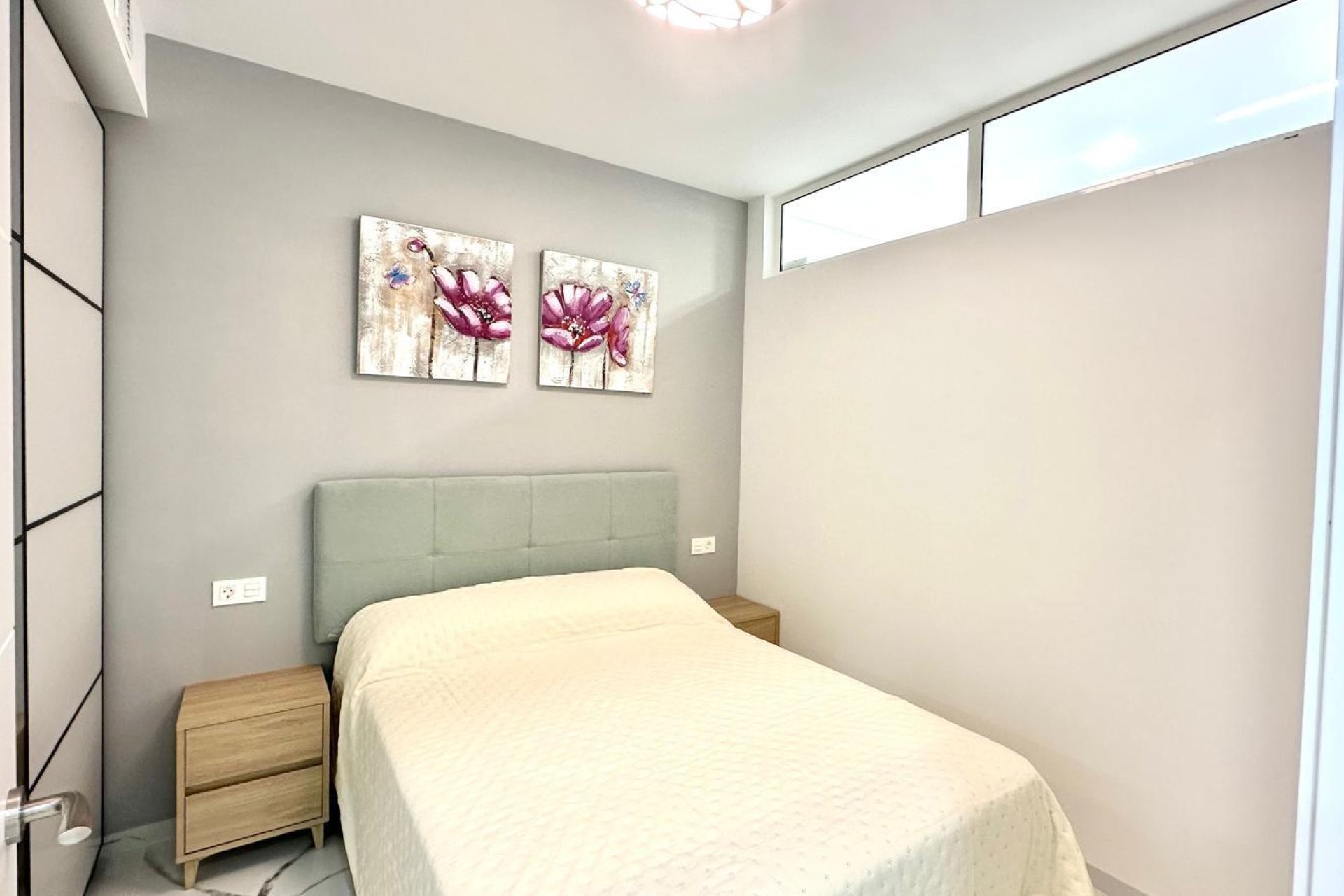 Segunda mano - Apartamento -
Torrevieja - Playa del Cura