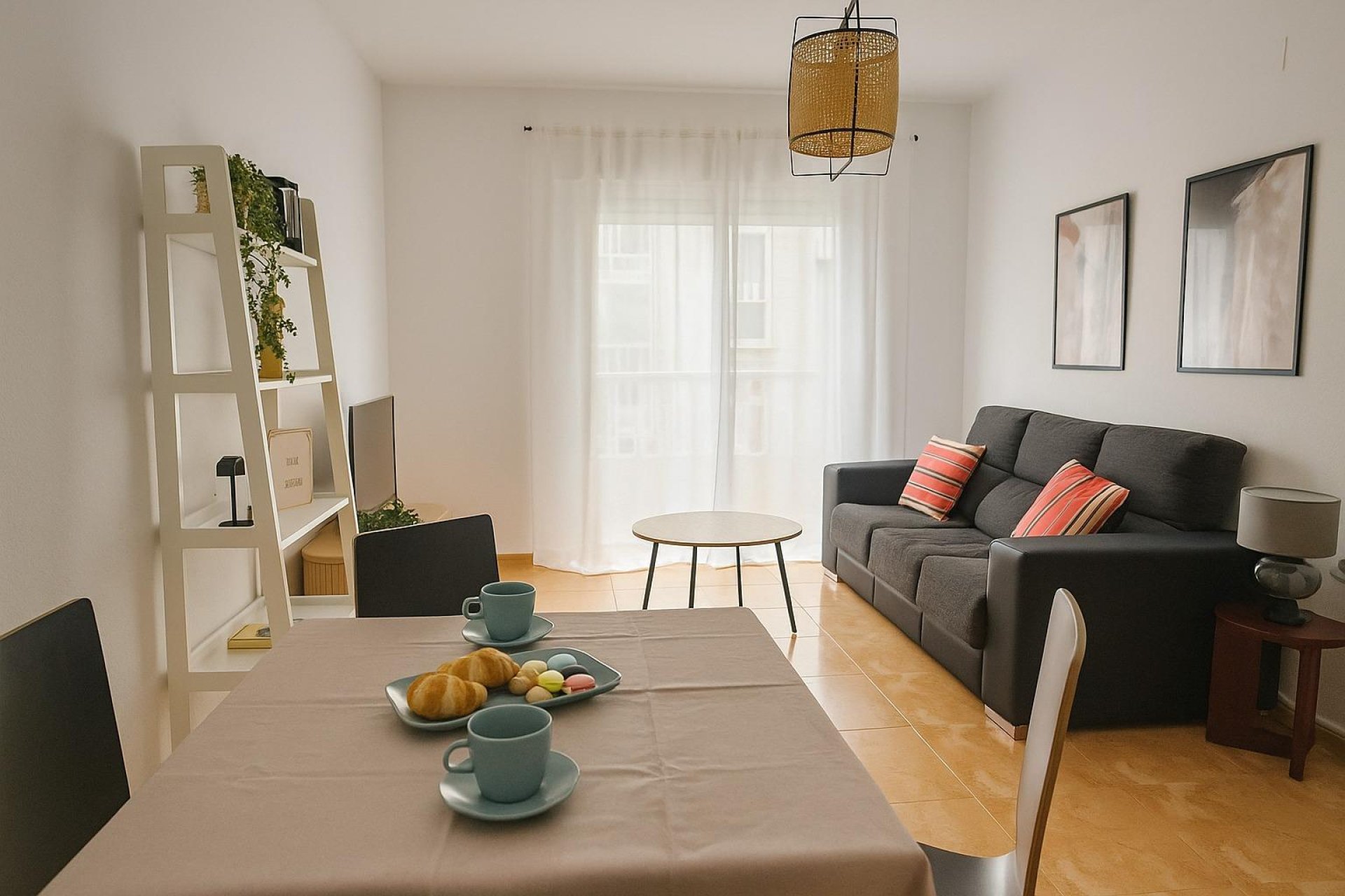 Segunda mano - Apartamento -
Torrevieja - Playa del Cura