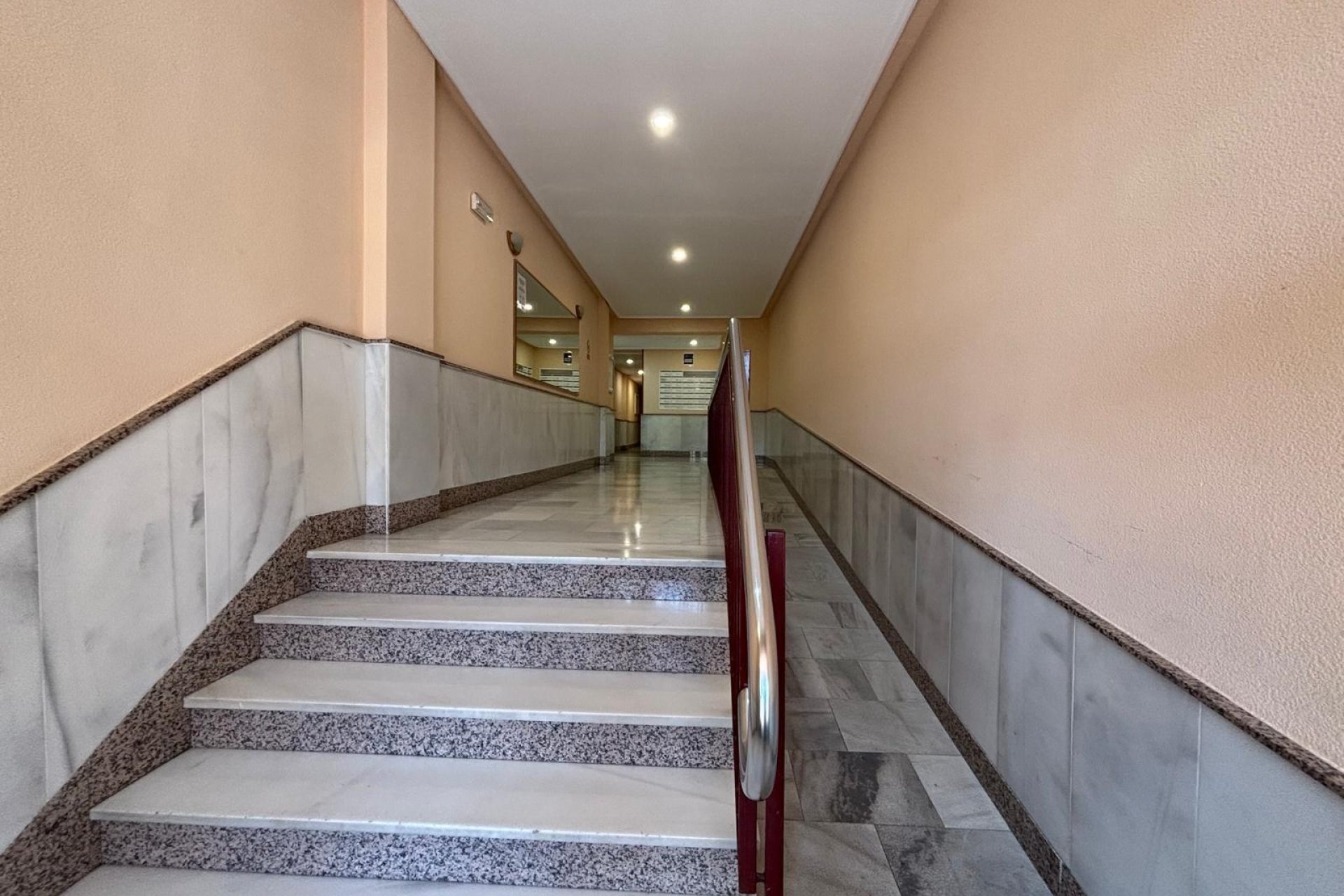 Segunda mano - Apartamento -
Torrevieja - Playa del Cura