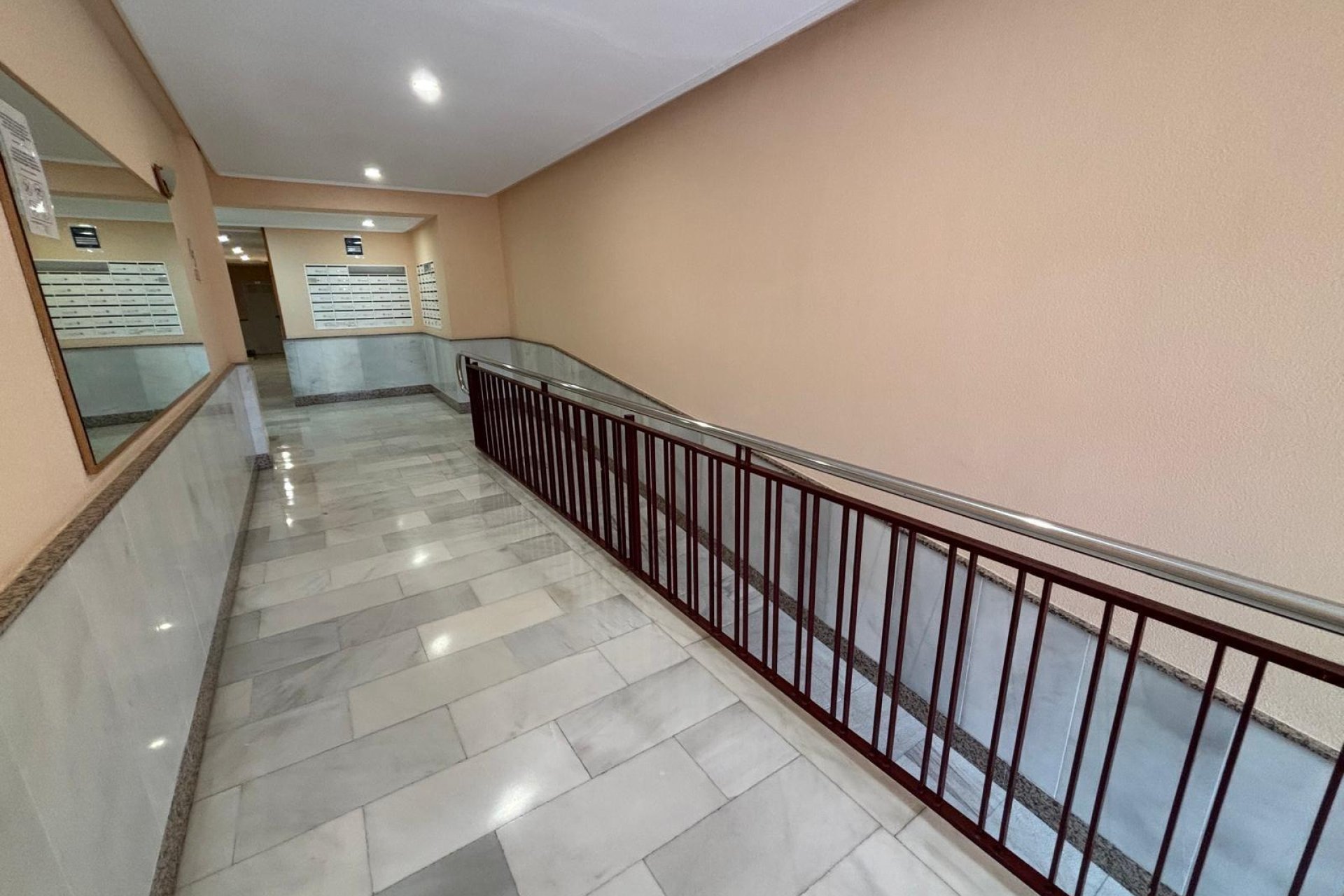 Segunda mano - Apartamento -
Torrevieja - Playa del Cura