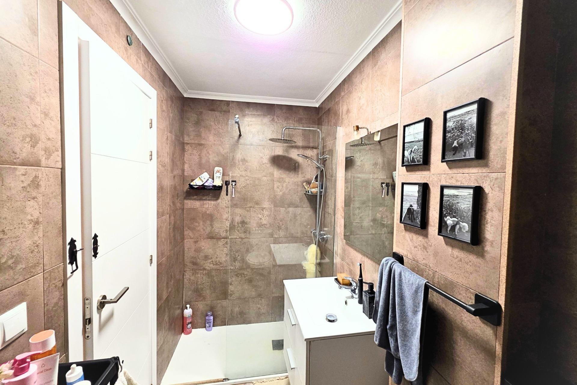 Segunda mano - Apartamento -
Torrevieja - Playa del Cura