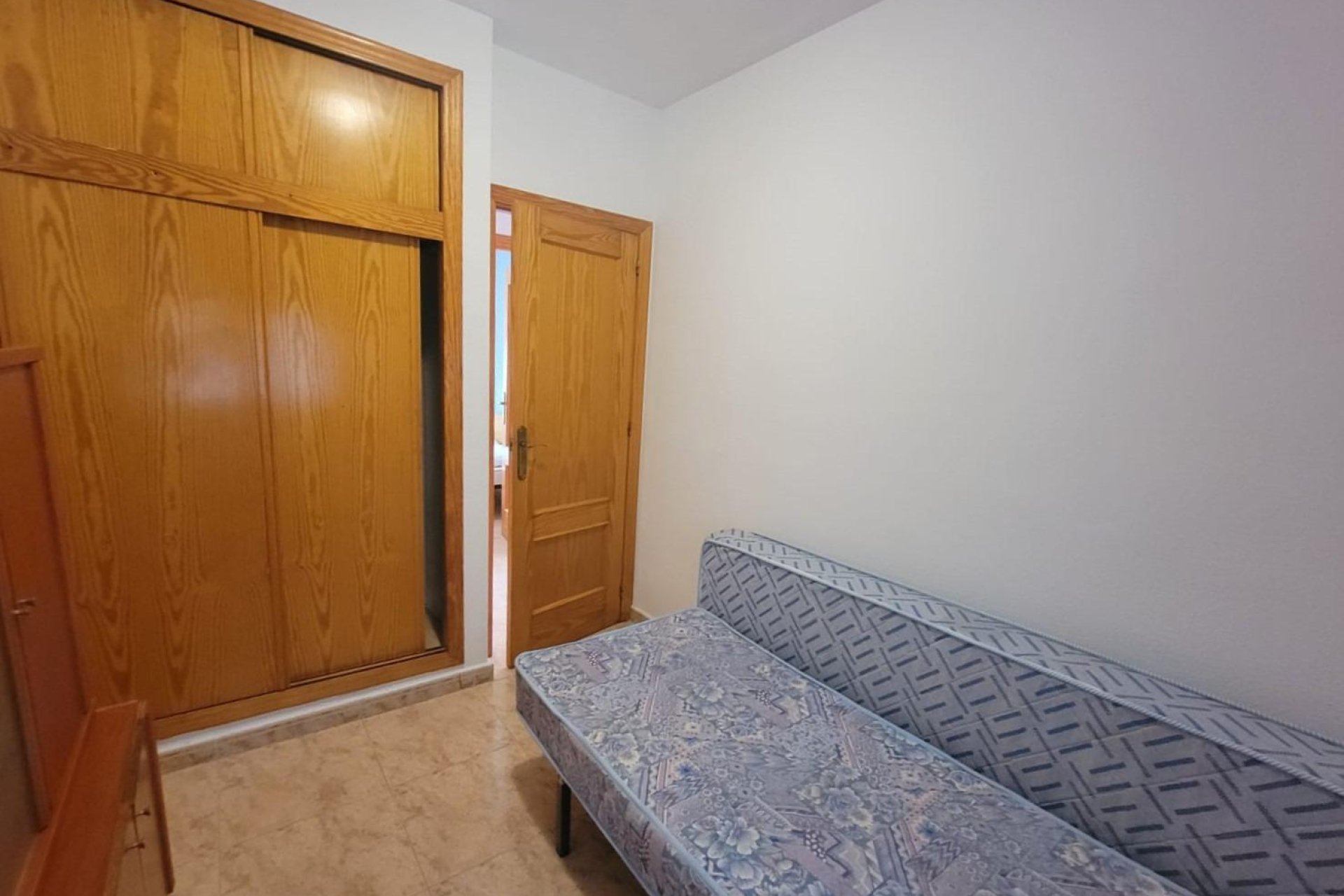 Segunda mano - Apartamento -
Torrevieja - Playa del Cura