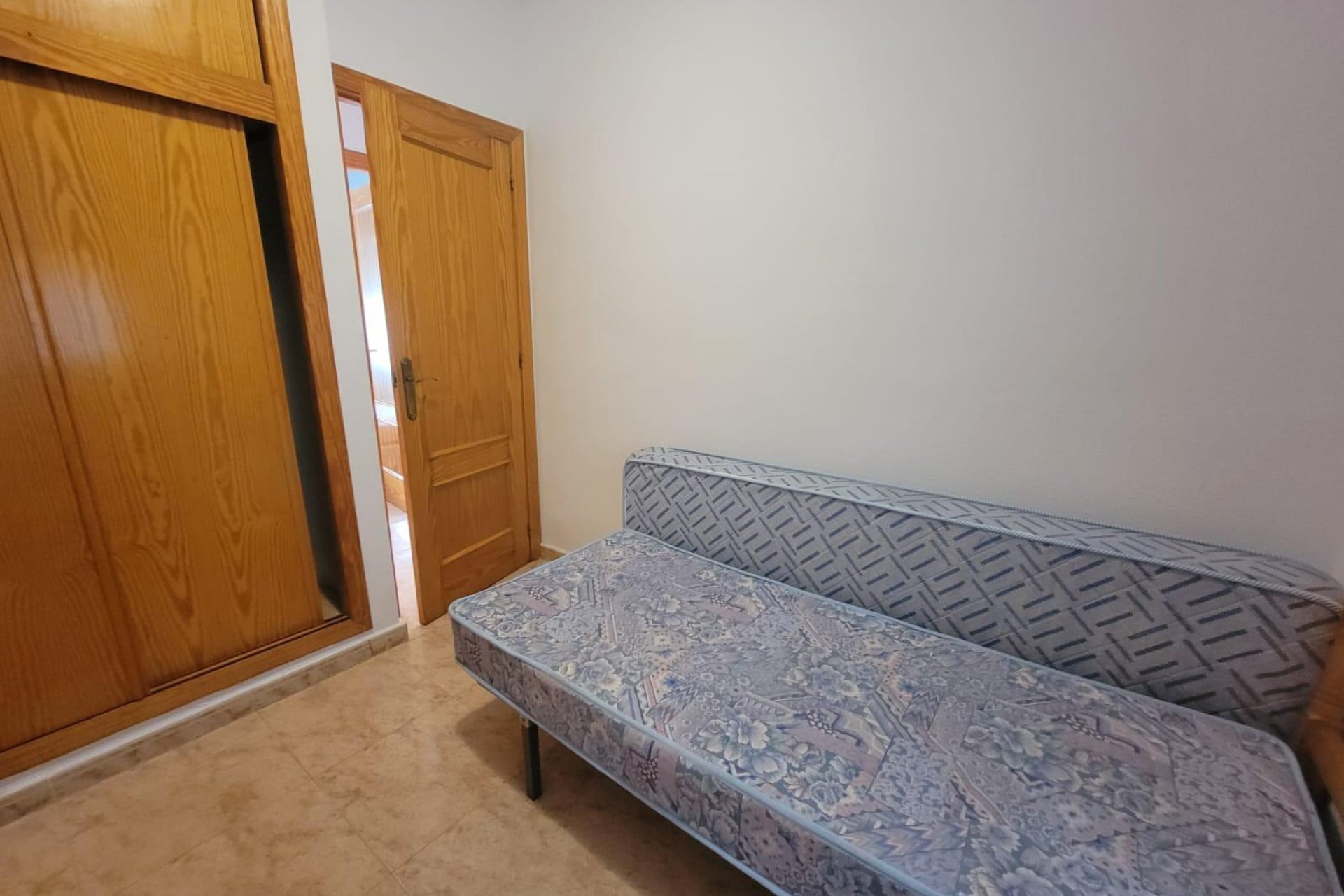 Segunda mano - Apartamento -
Torrevieja - Playa del Cura