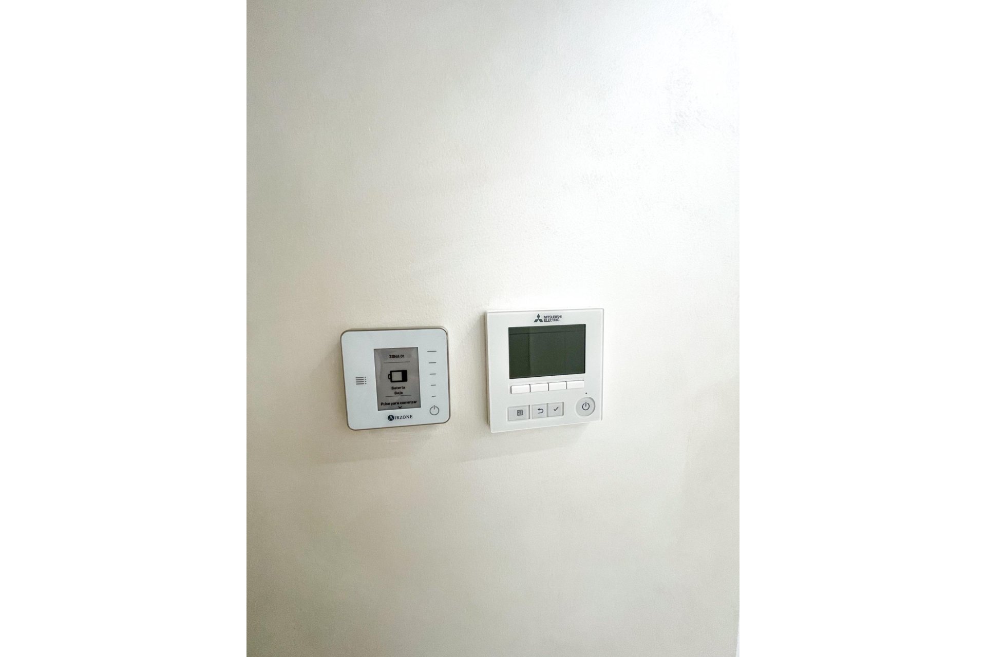 Segunda mano - Apartamento -
Torrevieja - Playa del Cura