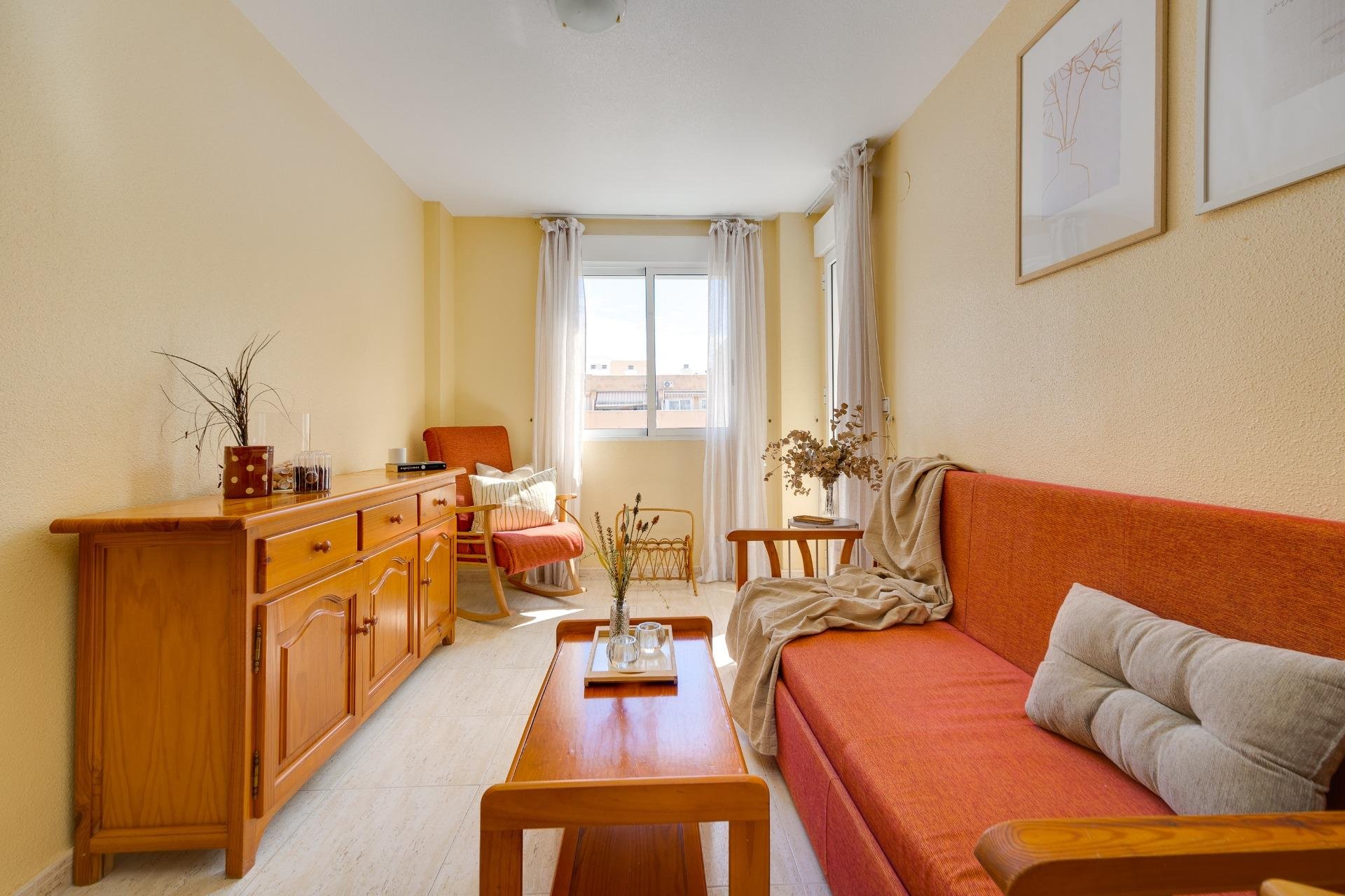 Segunda mano - Apartamento -
Torrevieja - Playa del Cura