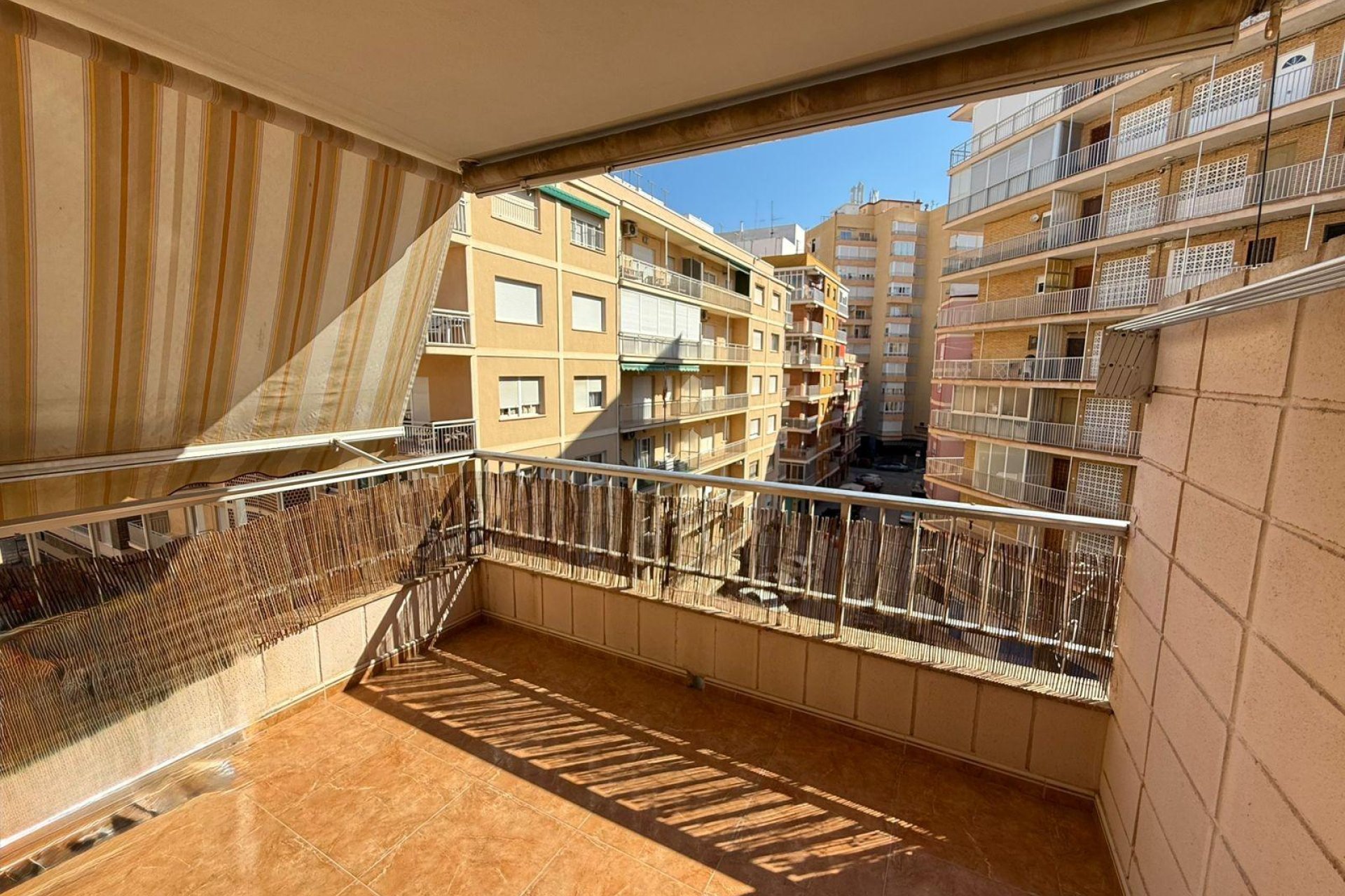 Segunda mano - Apartamento -
Torrevieja - Playa del Cura