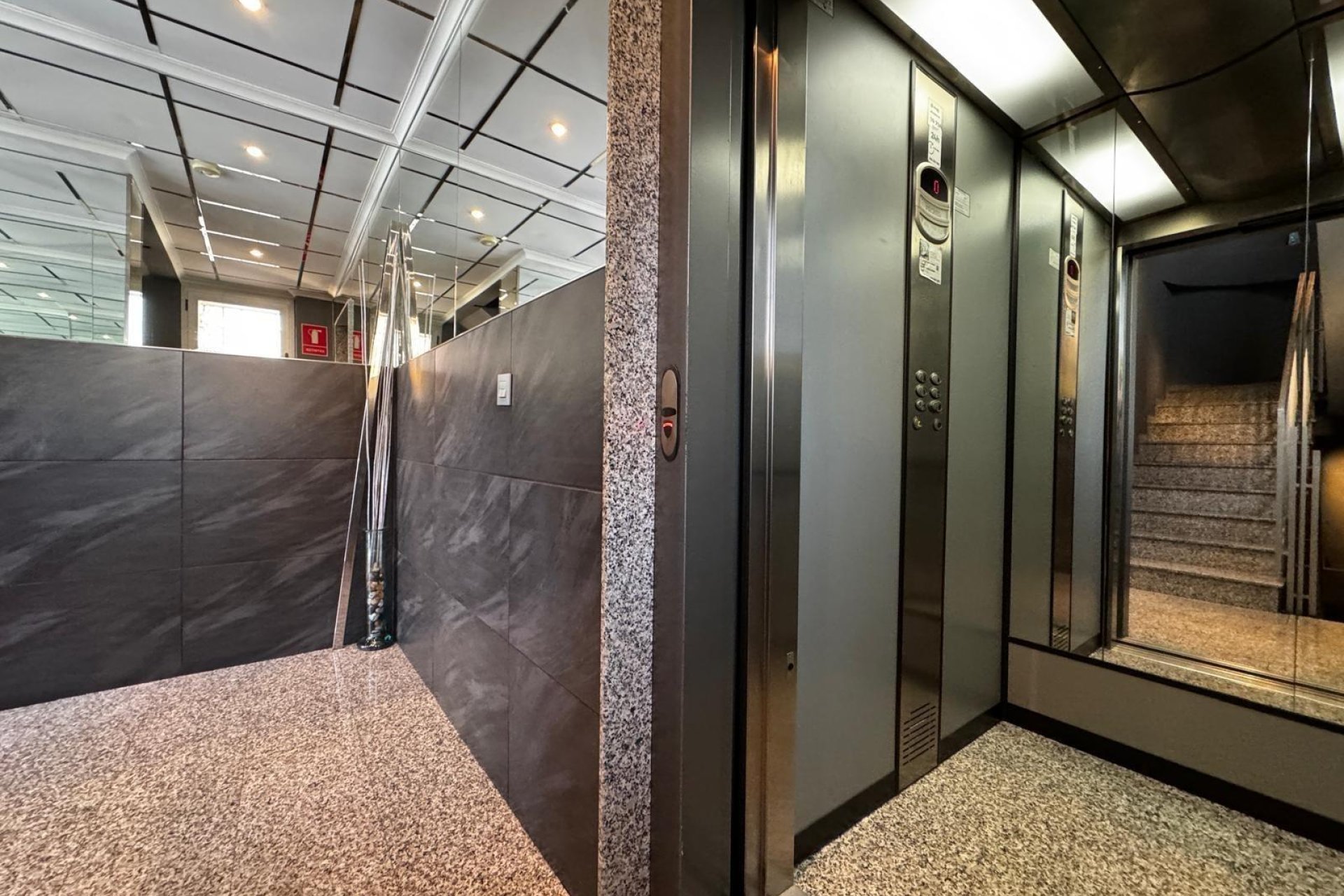 Segunda mano - Apartamento -
Torrevieja - Playa del Cura