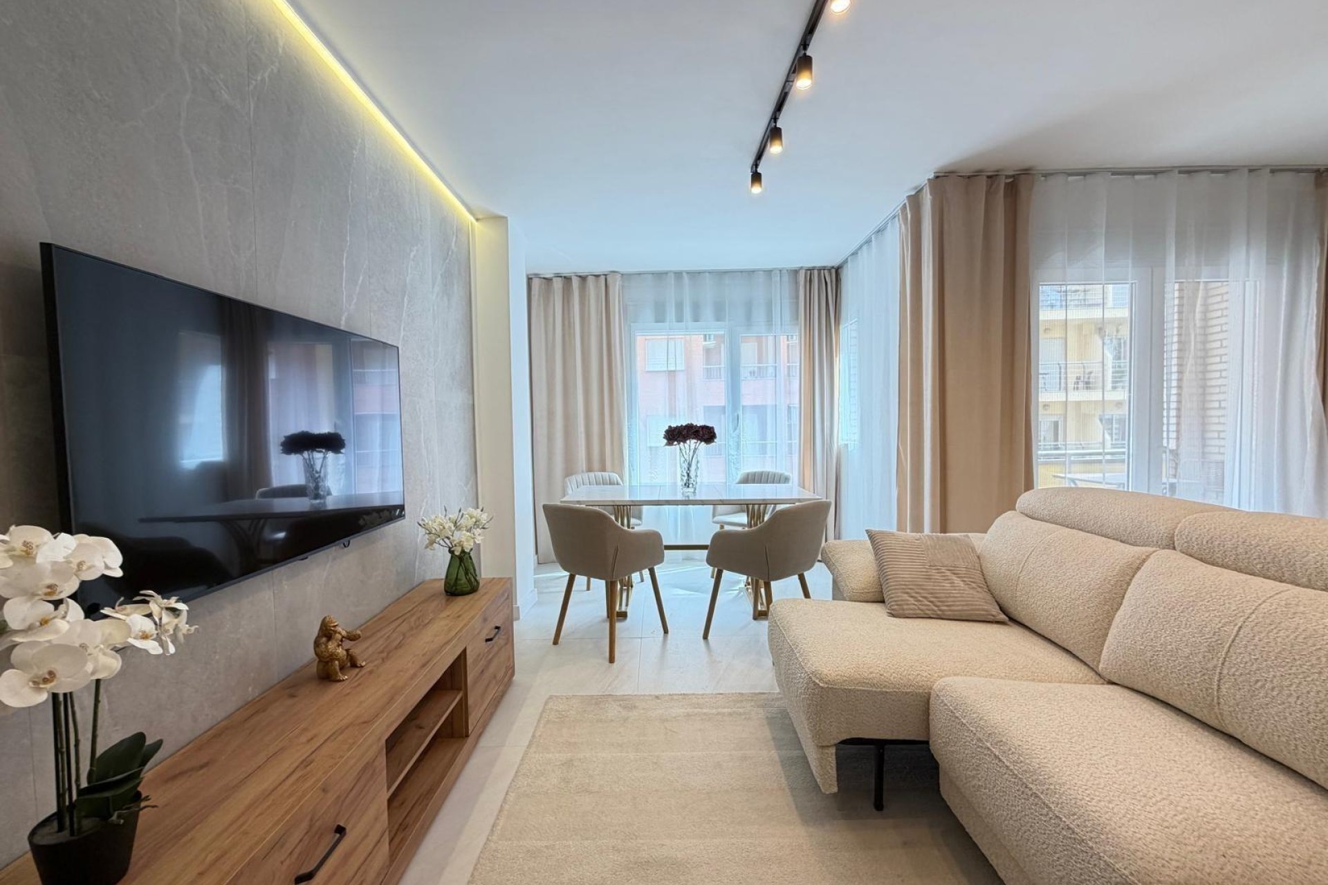 Segunda mano - Apartamento -
Torrevieja - Playa del Cura