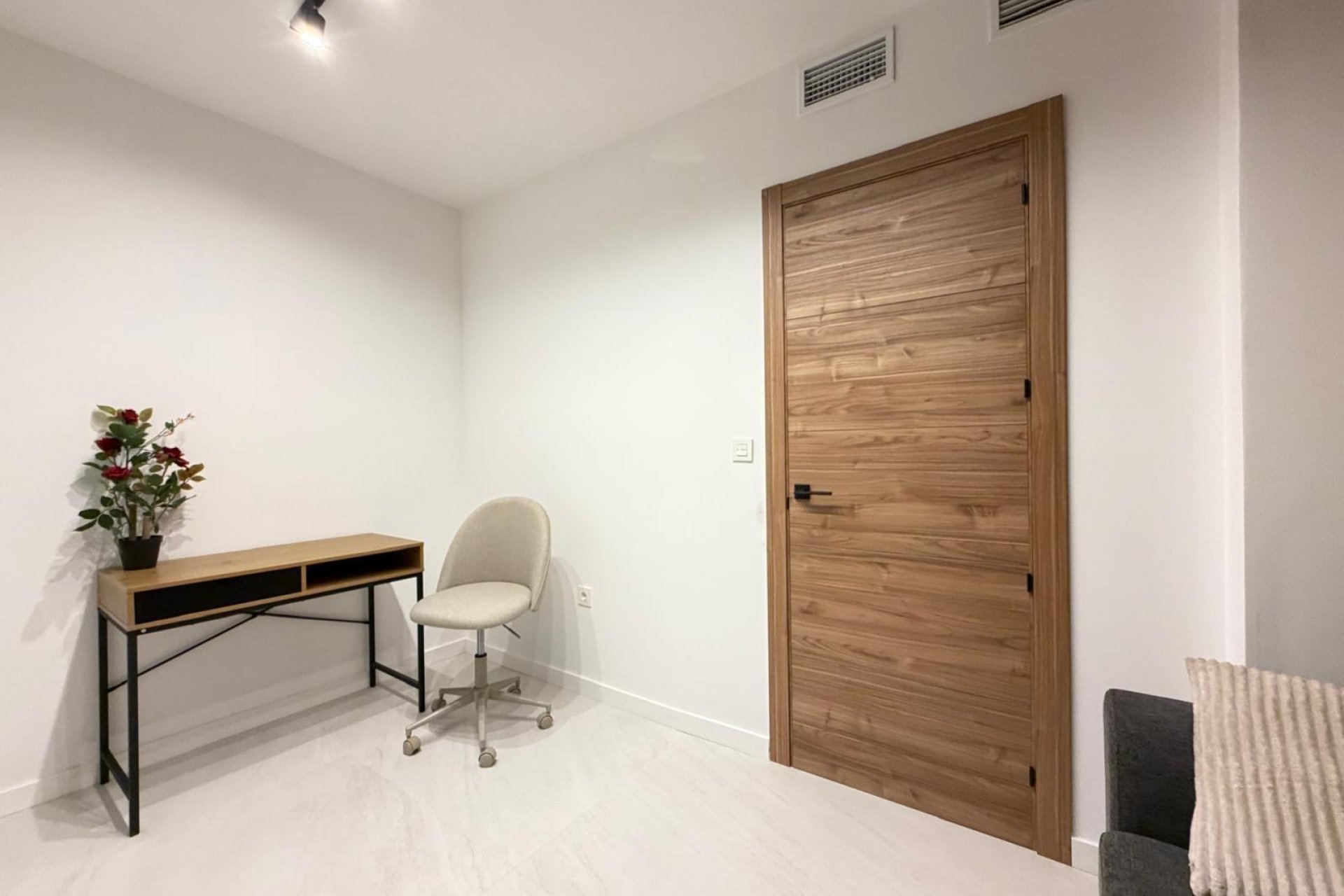 Segunda mano - Apartamento -
Torrevieja - Playa del Cura