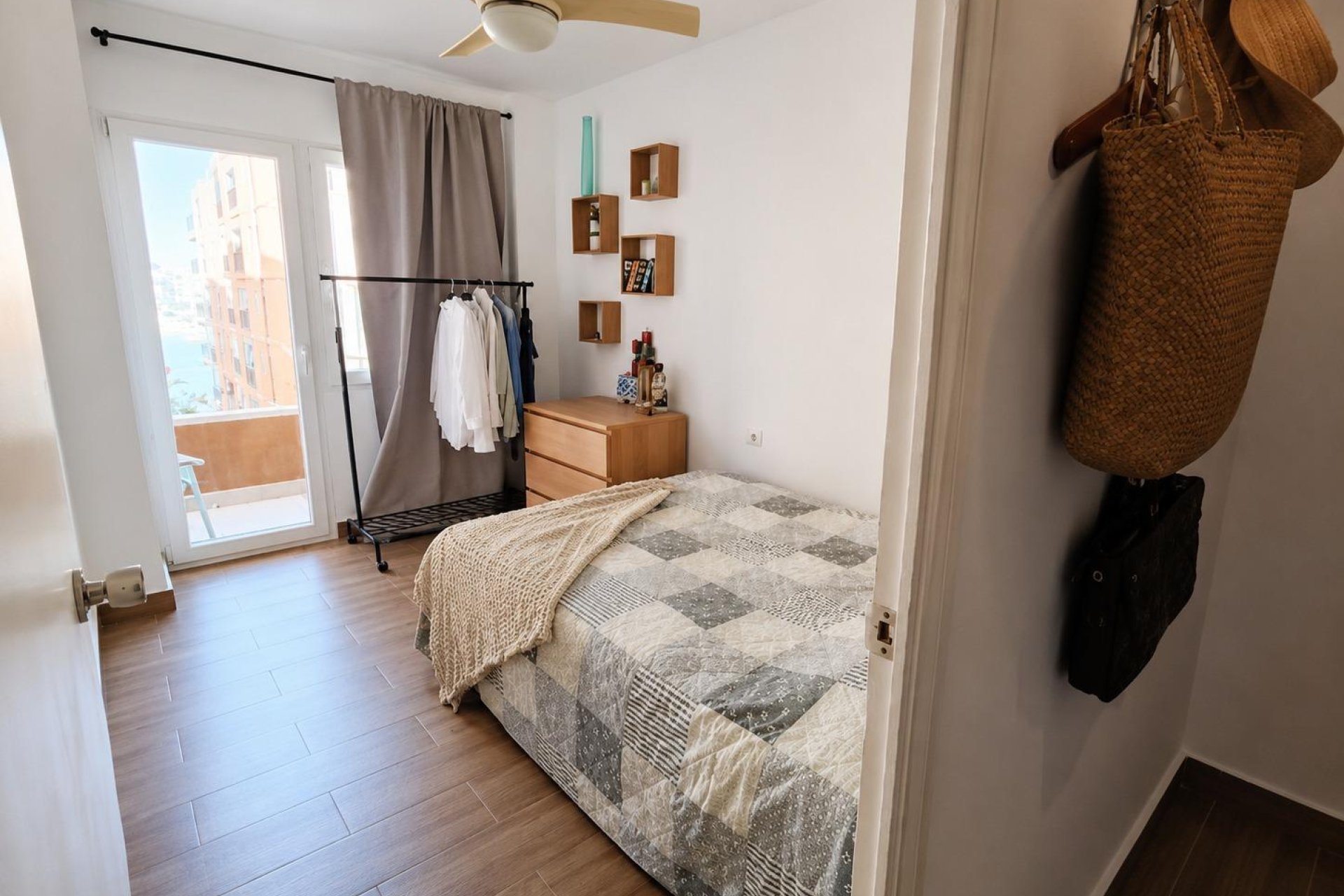 Segunda mano - Apartamento -
Torrevieja - Playa del Cura