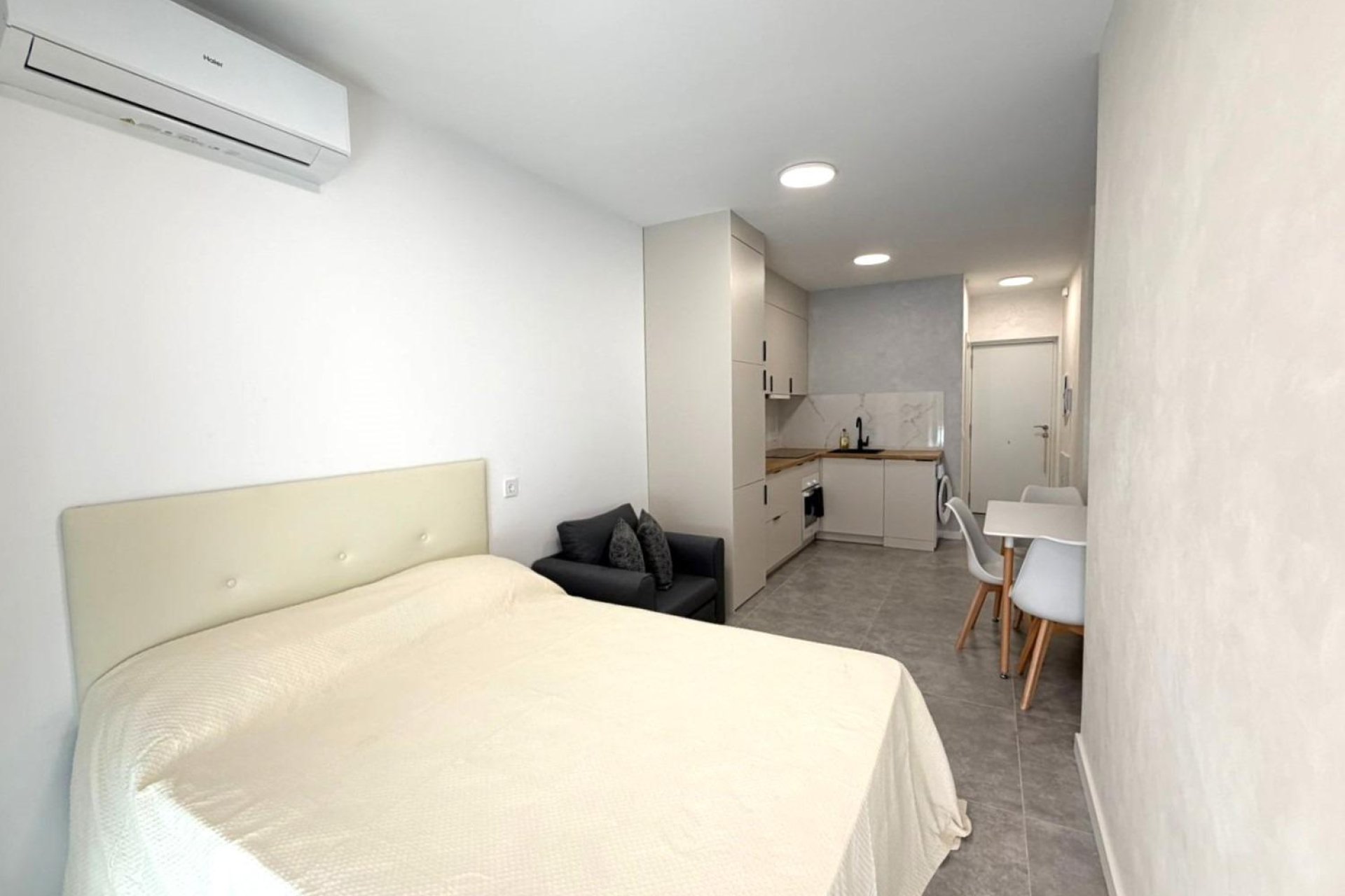Segunda mano - Apartamento -
Torrevieja - Playa del Cura