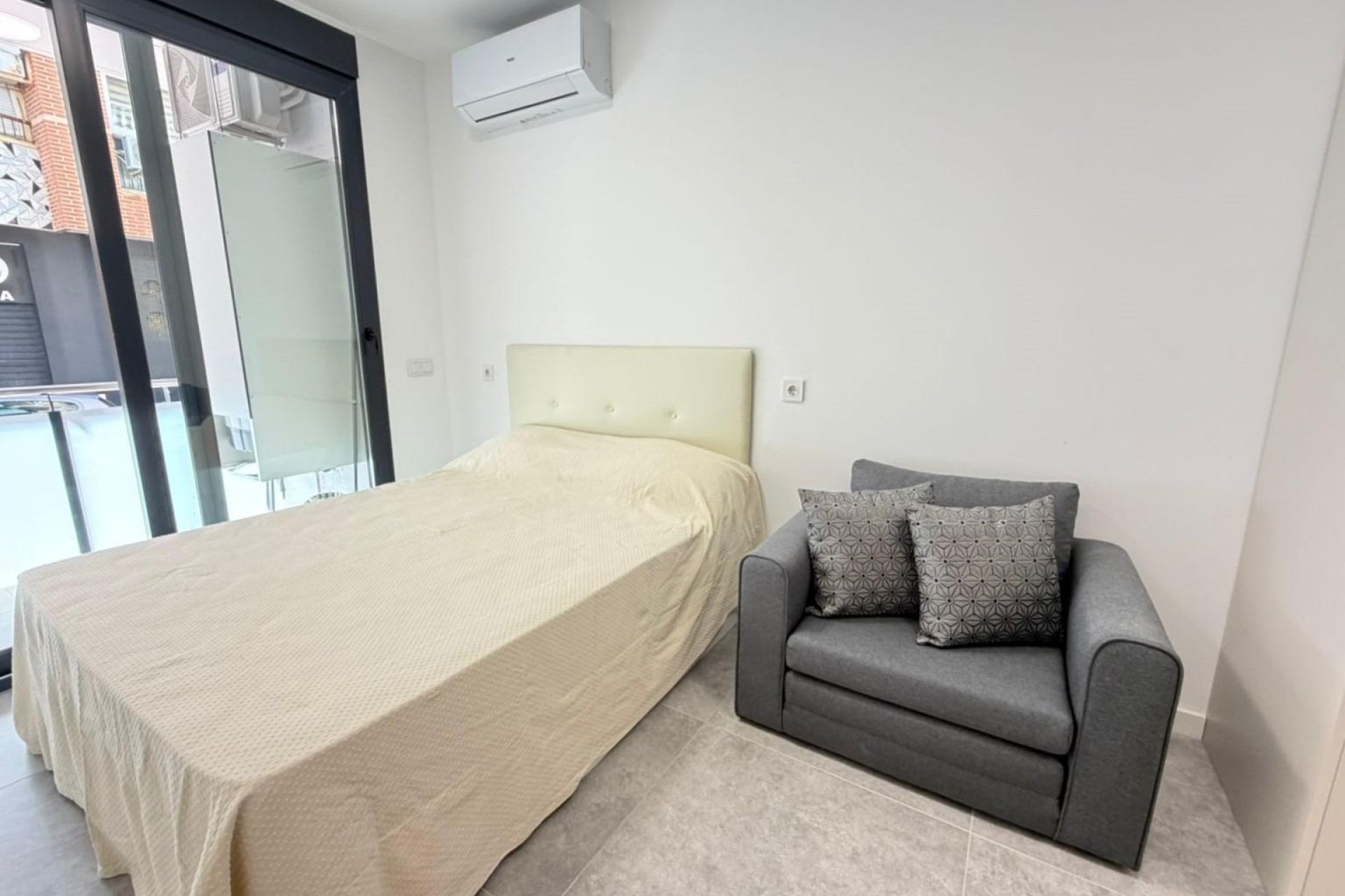 Segunda mano - Apartamento -
Torrevieja - Playa del Cura