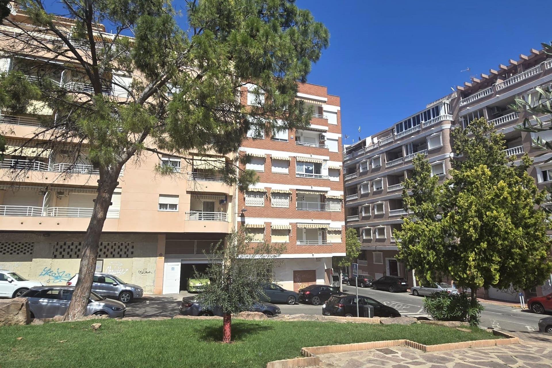 Segunda mano - Apartamento -
Torrevieja - Playa del Cura