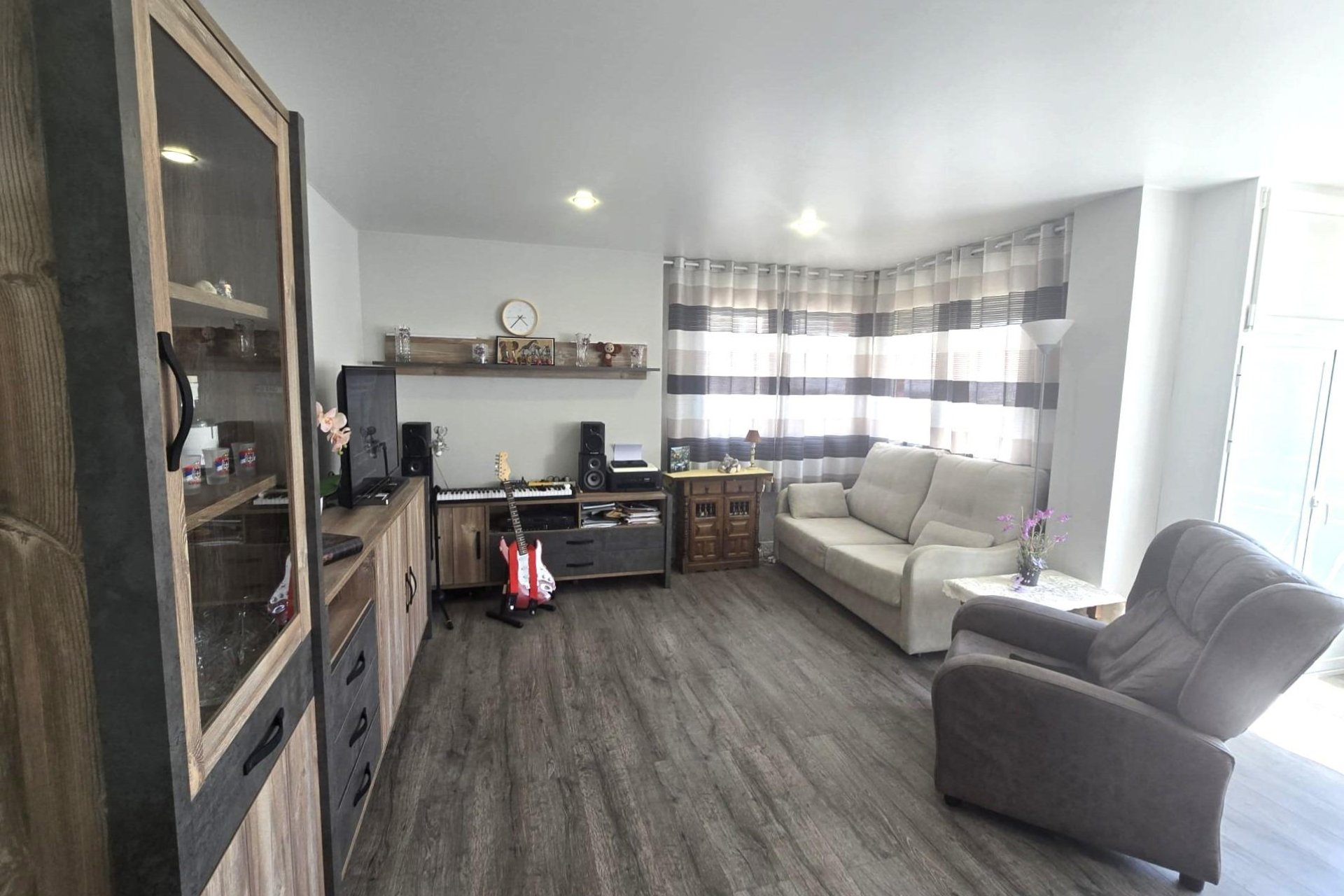 Segunda mano - Apartamento -
Torrevieja - Playa del Cura
