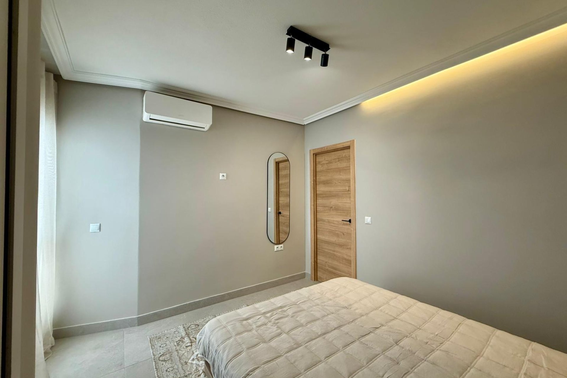 Segunda mano - Apartamento -
Torrevieja - Playa del Cura