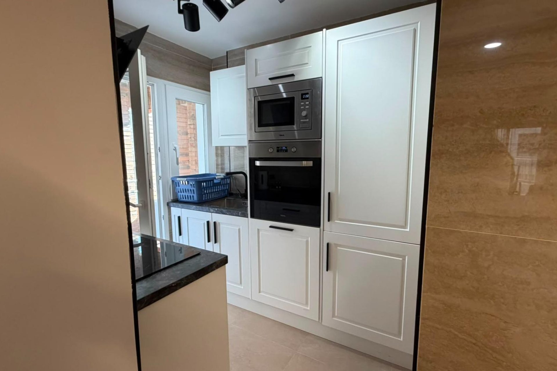 Segunda mano - Apartamento -
Torrevieja - Playa del Cura