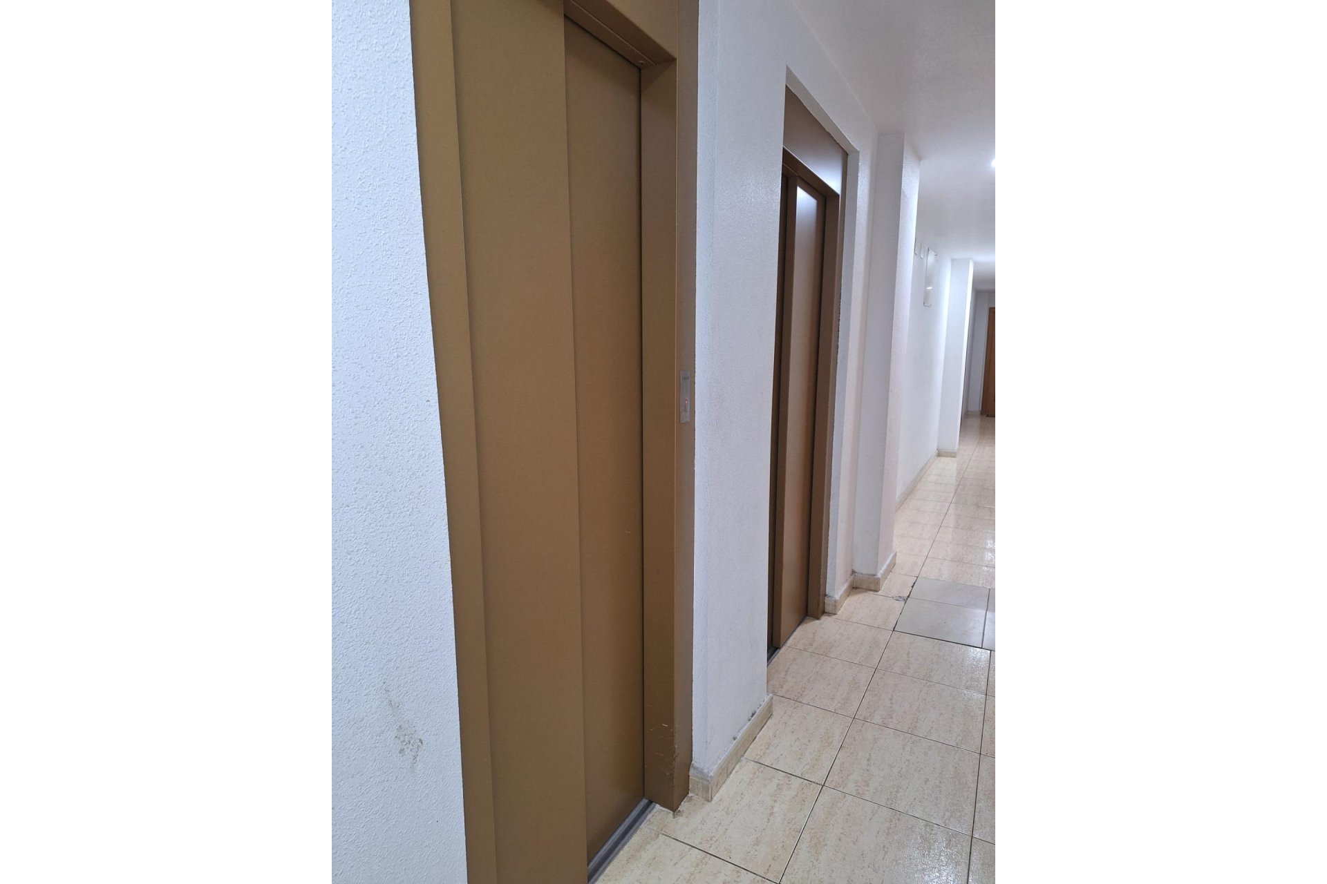 Segunda mano - Apartamento -
Torrevieja - Playa del Cura