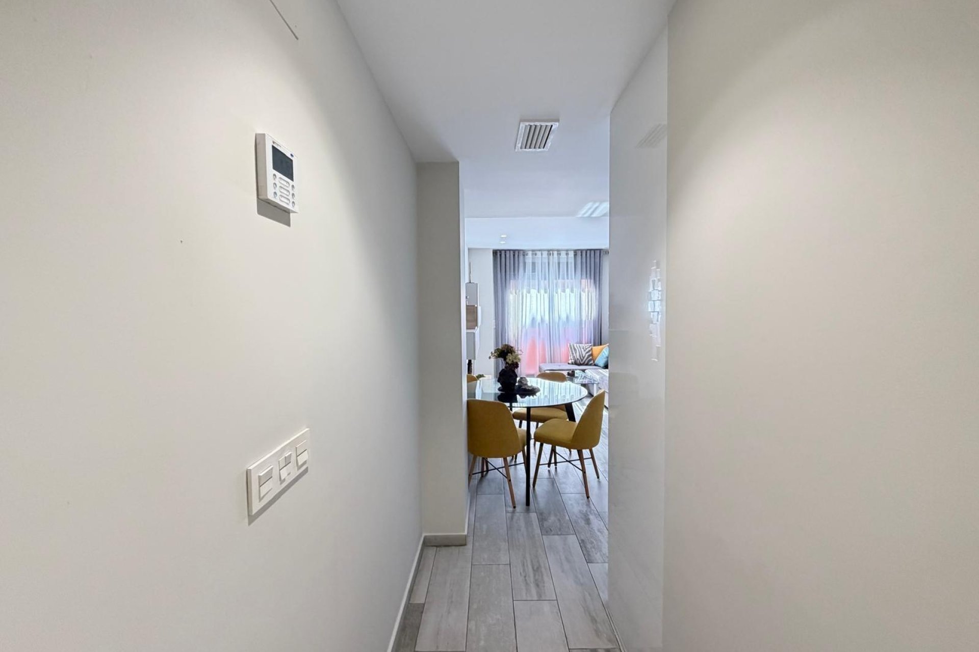 Segunda mano - Apartamento -
Torrevieja - Playa del Cura