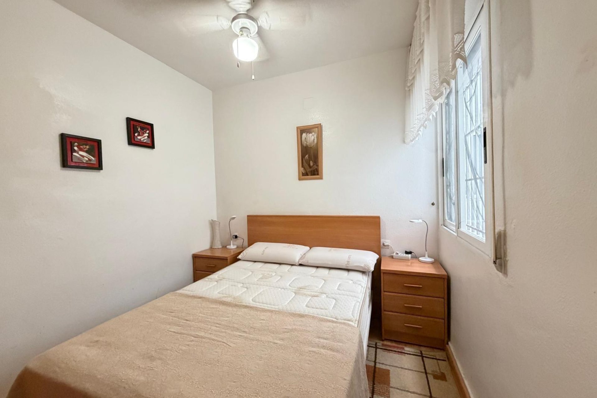 Segunda mano - Apartamento -
Torrevieja - Playa del Cura