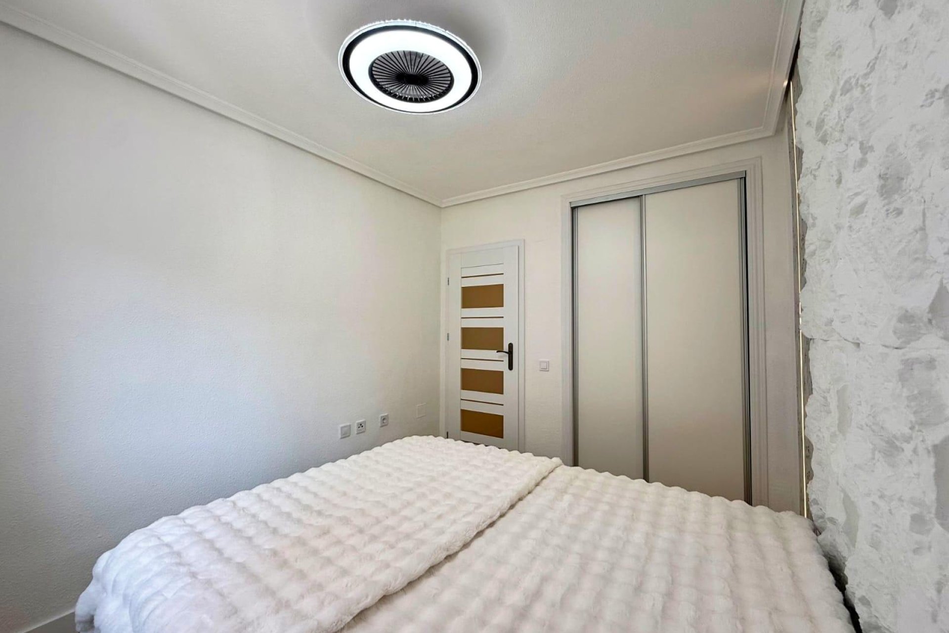 Segunda mano - Apartamento -
Torrevieja - Playa del Cura