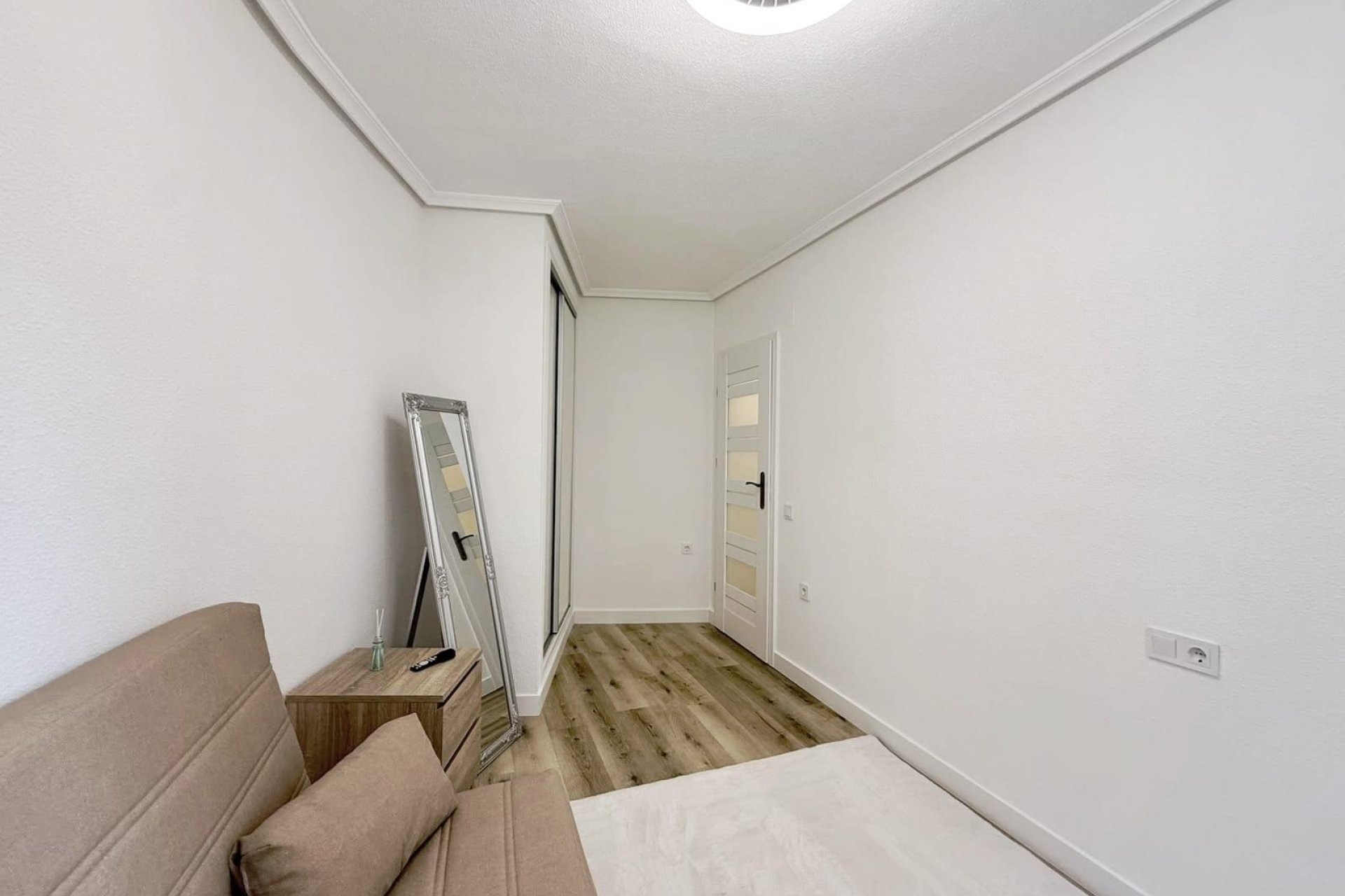 Segunda mano - Apartamento -
Torrevieja - Playa del Cura