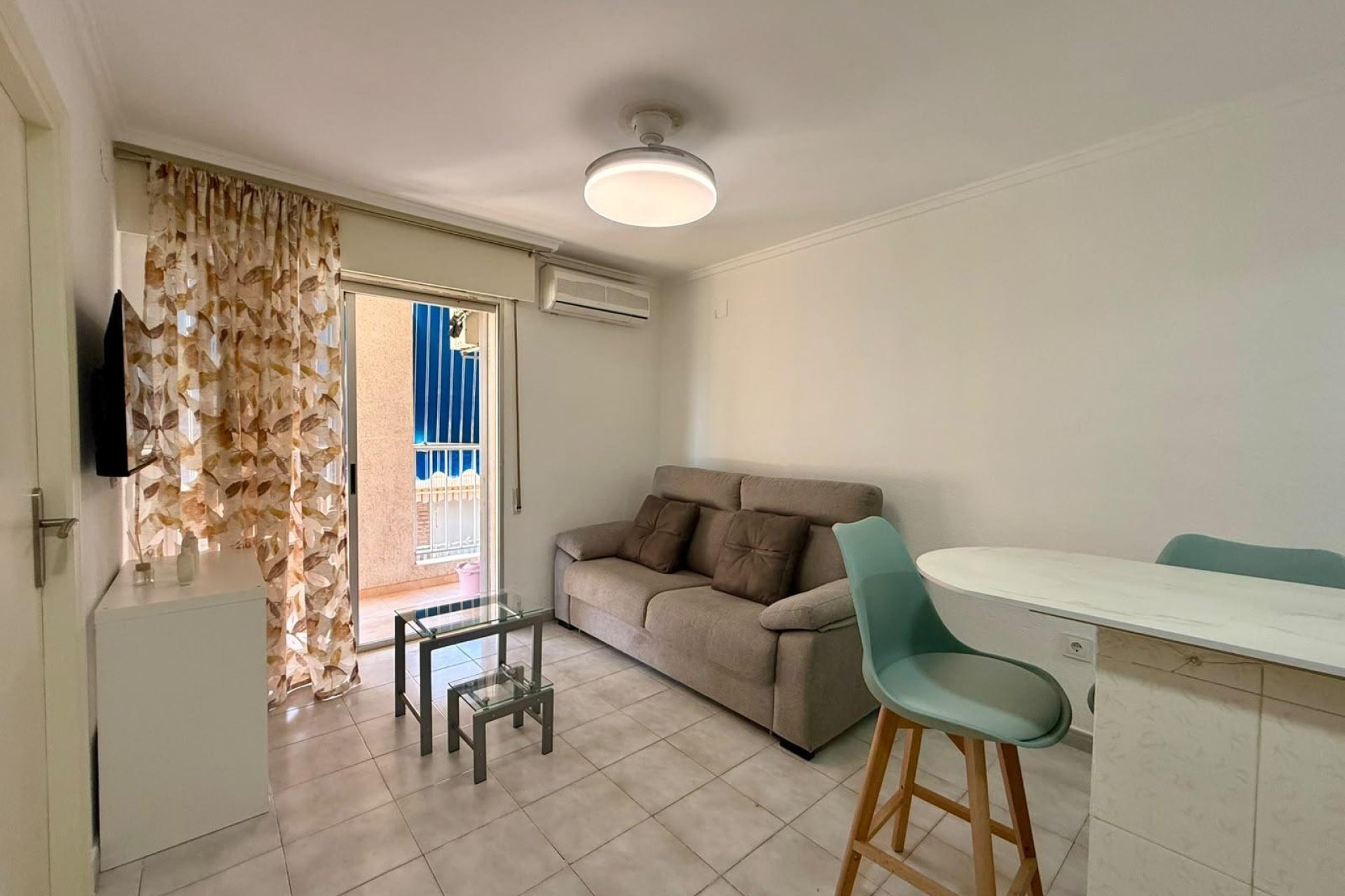 Segunda mano - Apartamento -
Torrevieja - Playa del Cura