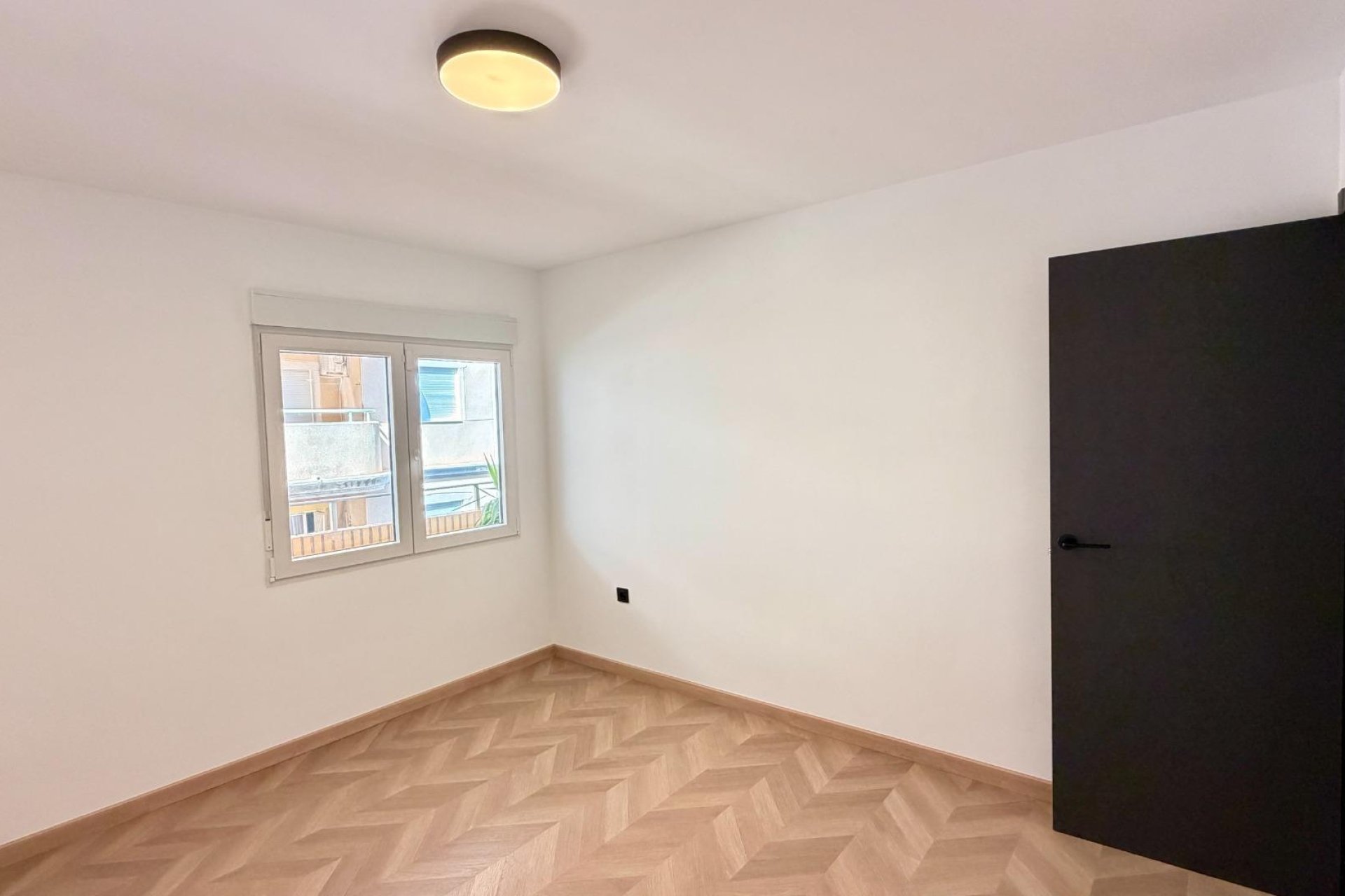 Segunda mano - Apartamento -
Torrevieja - Playa del Cura