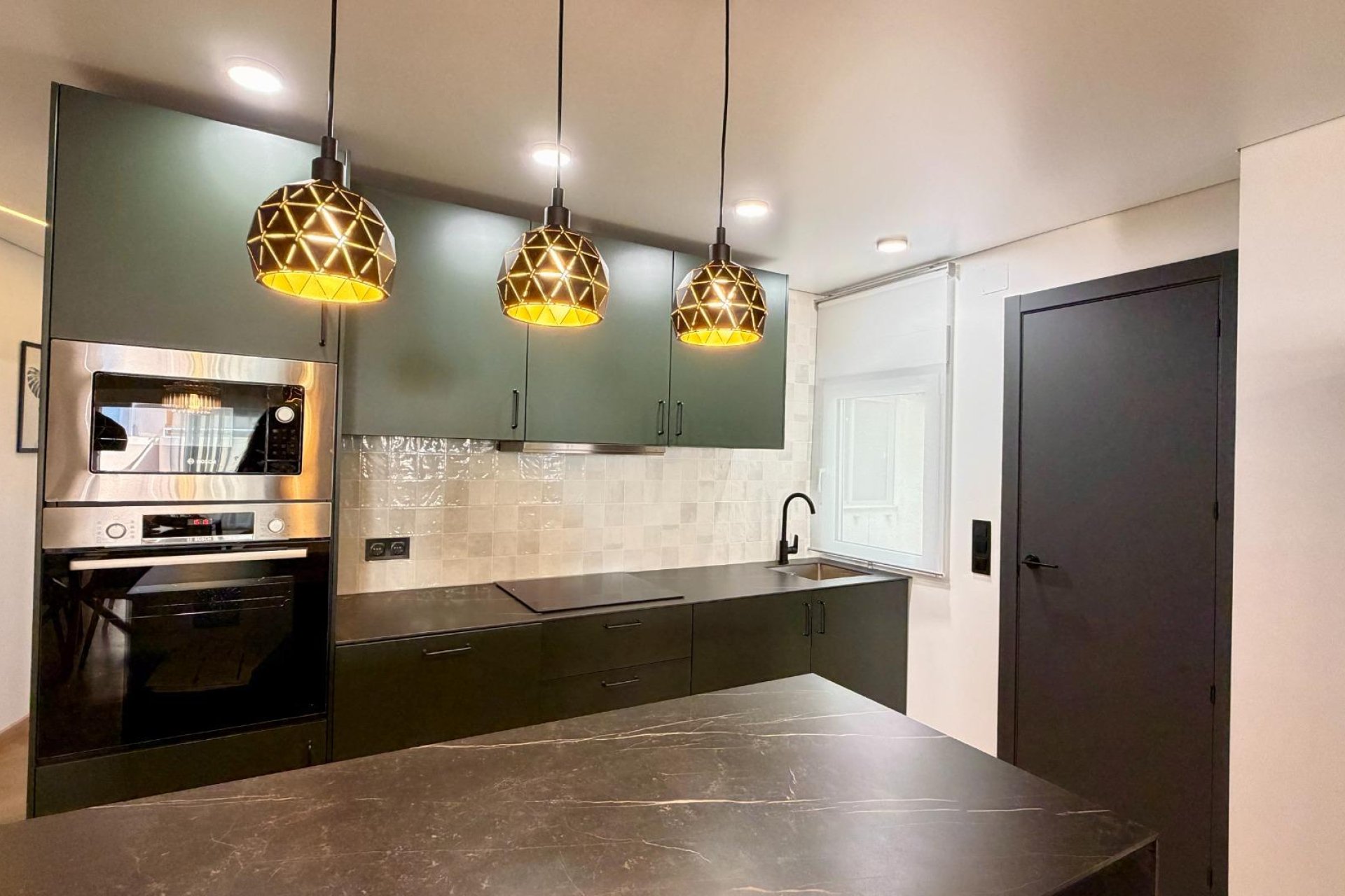 Segunda mano - Apartamento -
Torrevieja - Playa del Cura