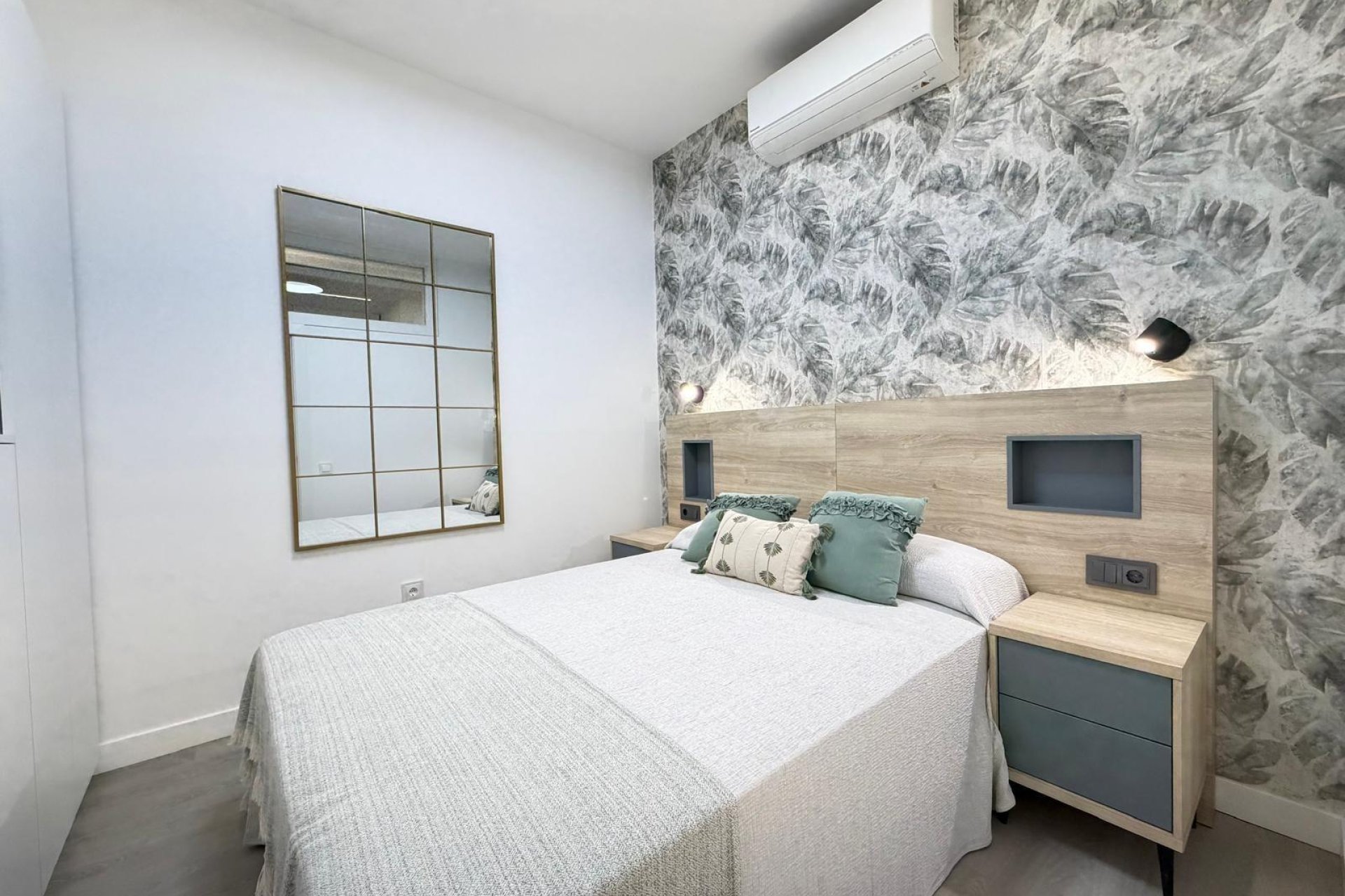 Segunda mano - Apartamento -
Torrevieja - Playa del Cura