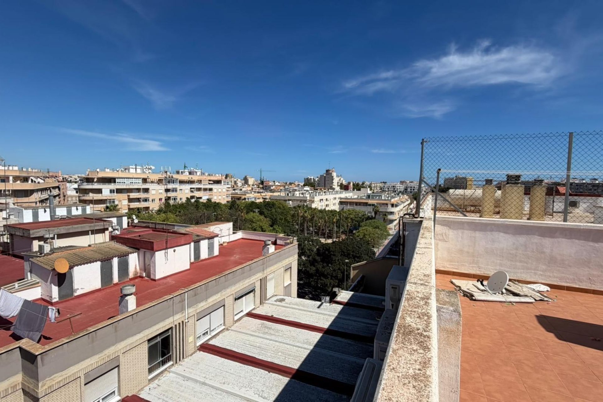 Segunda mano - Apartamento -
Torrevieja - Playa del Cura