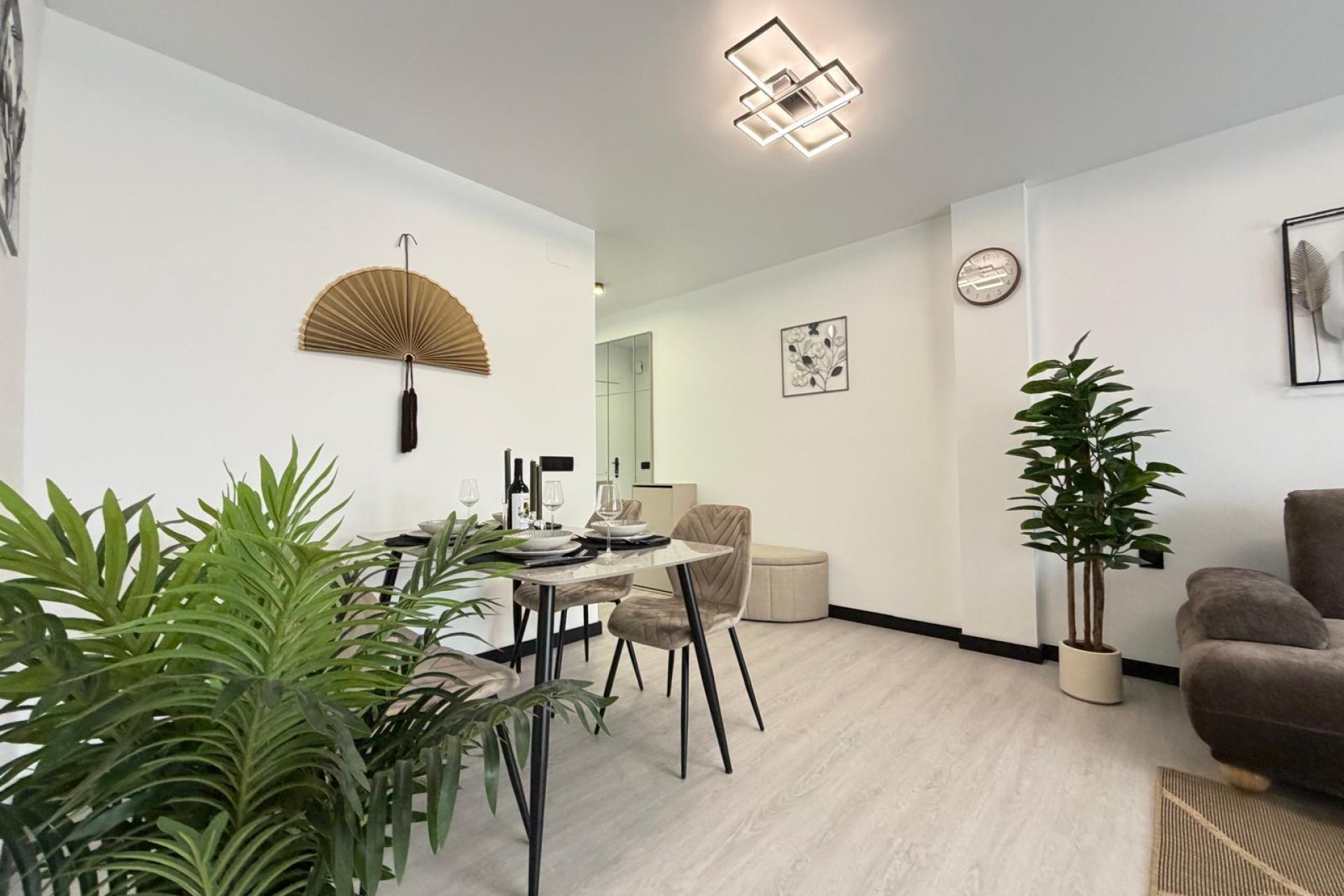 Segunda mano - Apartamento -
Torrevieja - Playa del Cura