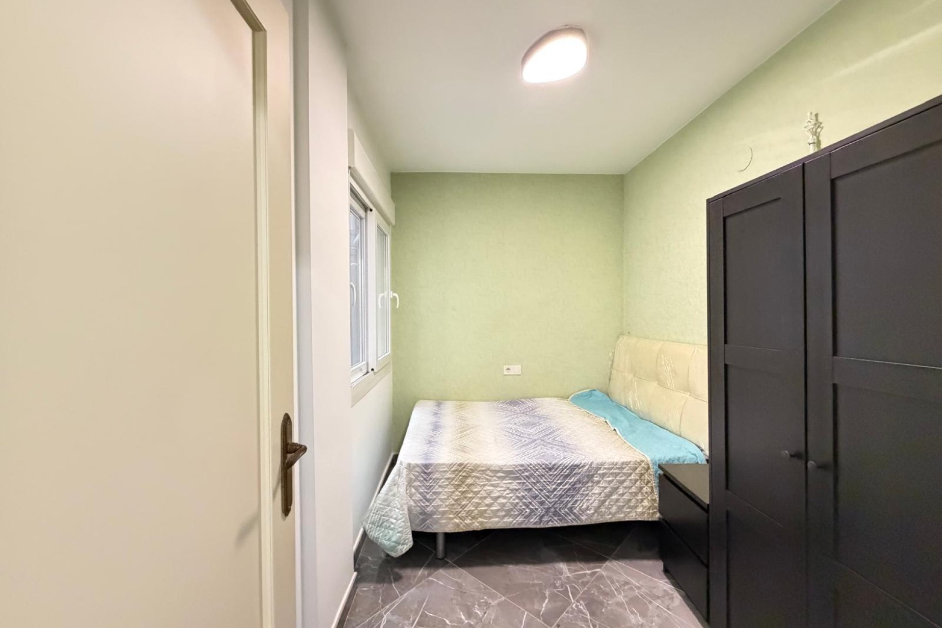 Segunda mano - Apartamento -
Torrevieja - Playa del Cura