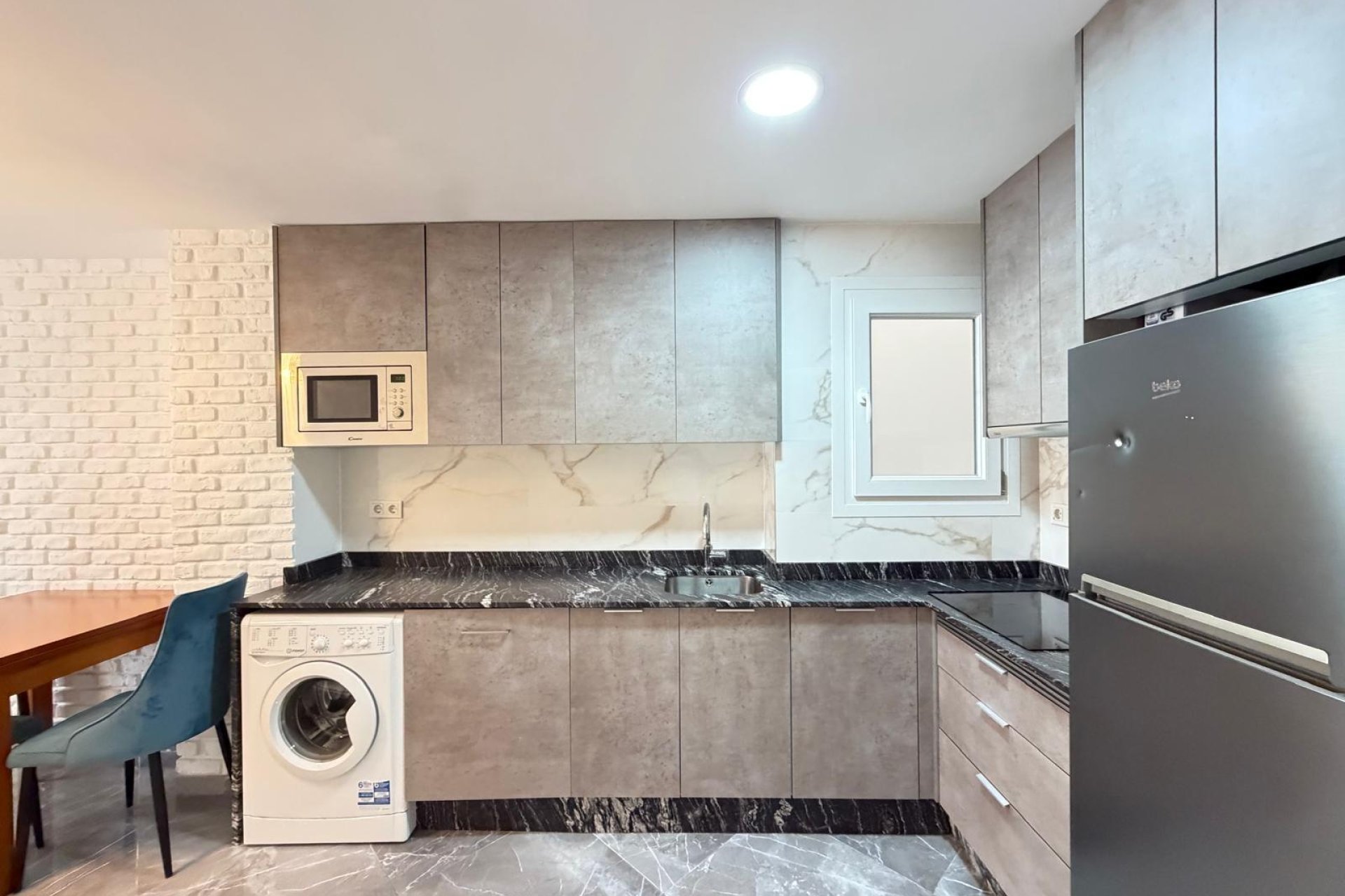 Segunda mano - Apartamento -
Torrevieja - Playa del Cura