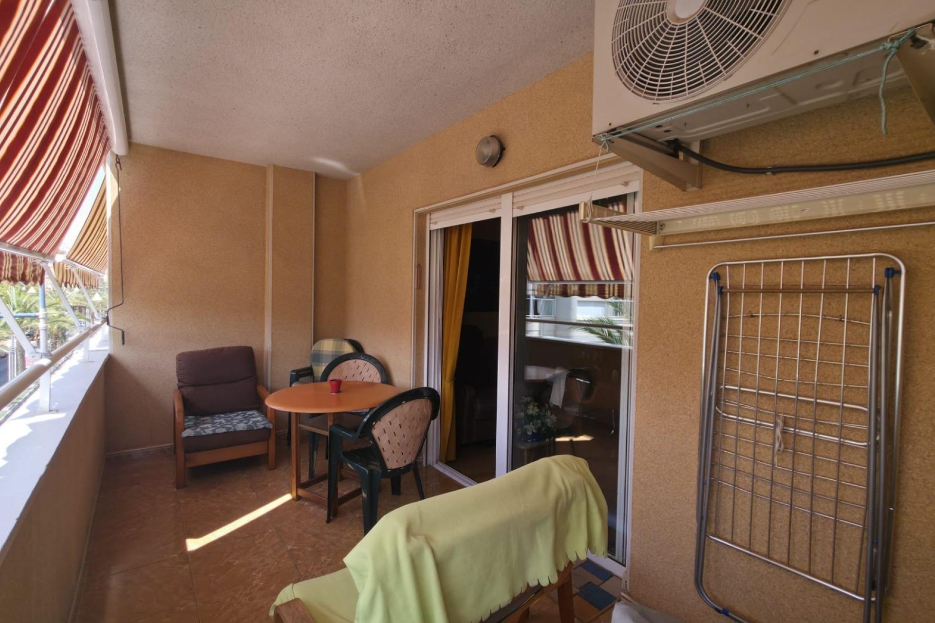 Segunda mano - Apartamento -
Torrevieja - Playa del Cura